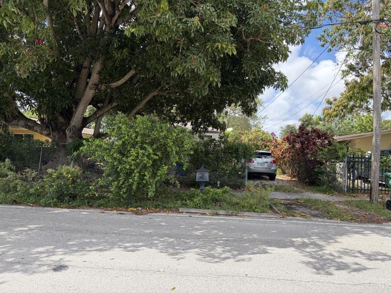 Nw 87th St, Miami, FL 33147