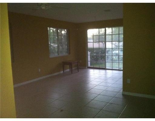 S Military Trl, Lake Worth, FL 33463