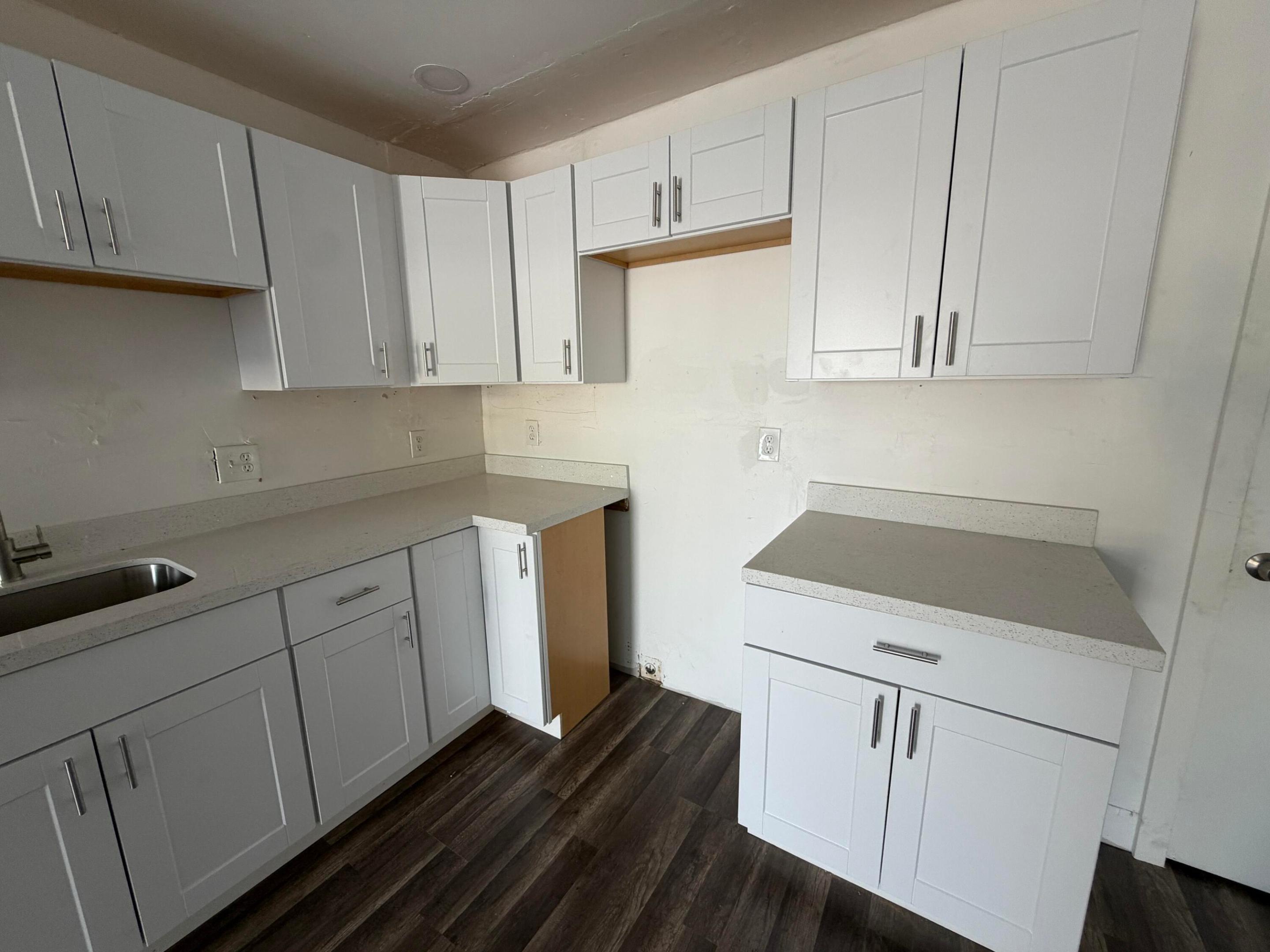 Nw 8th Ave, Fort Lauderdale, FL 33311