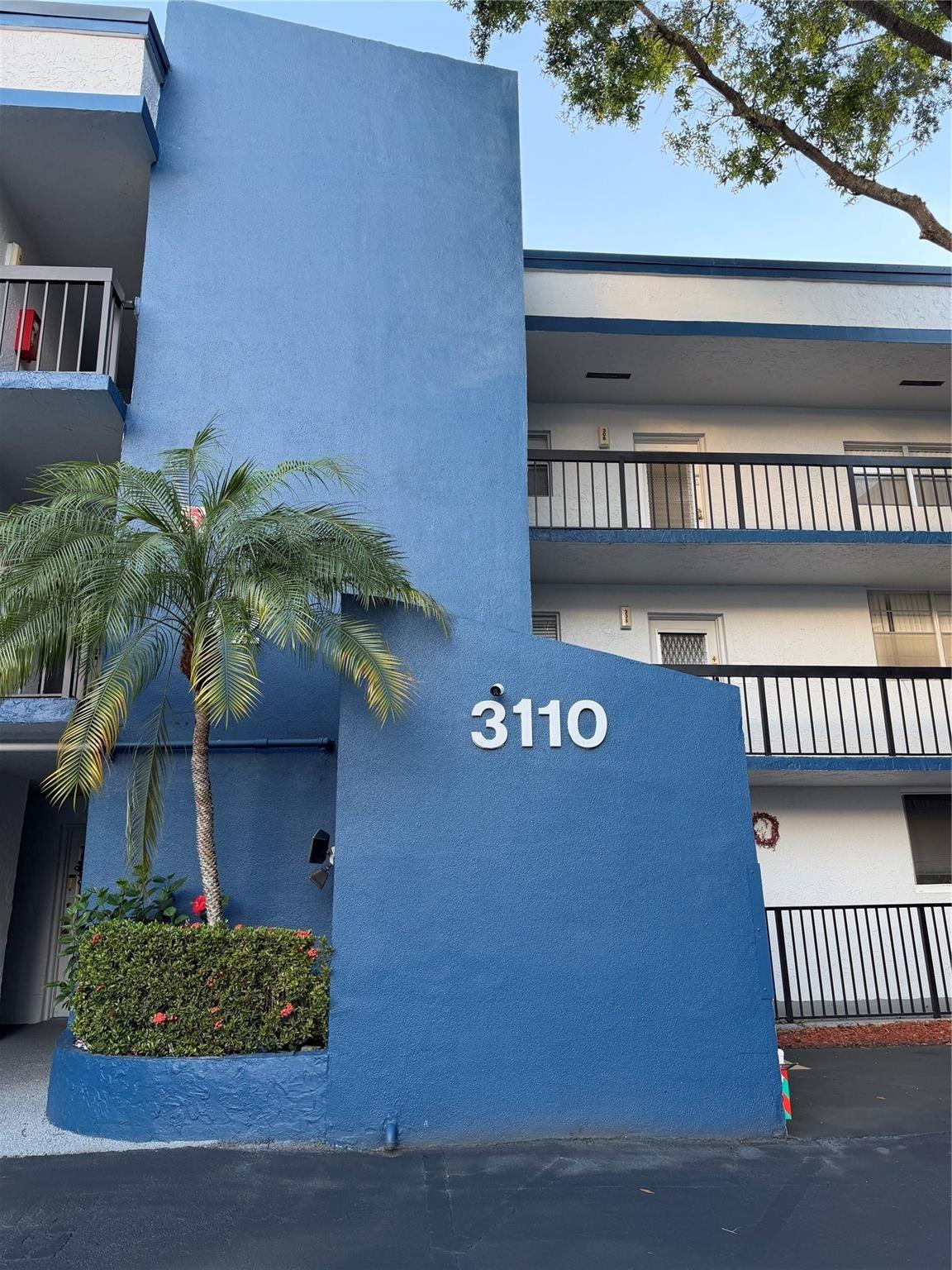 Holiday Springs Blvd, Margate, FL 33063