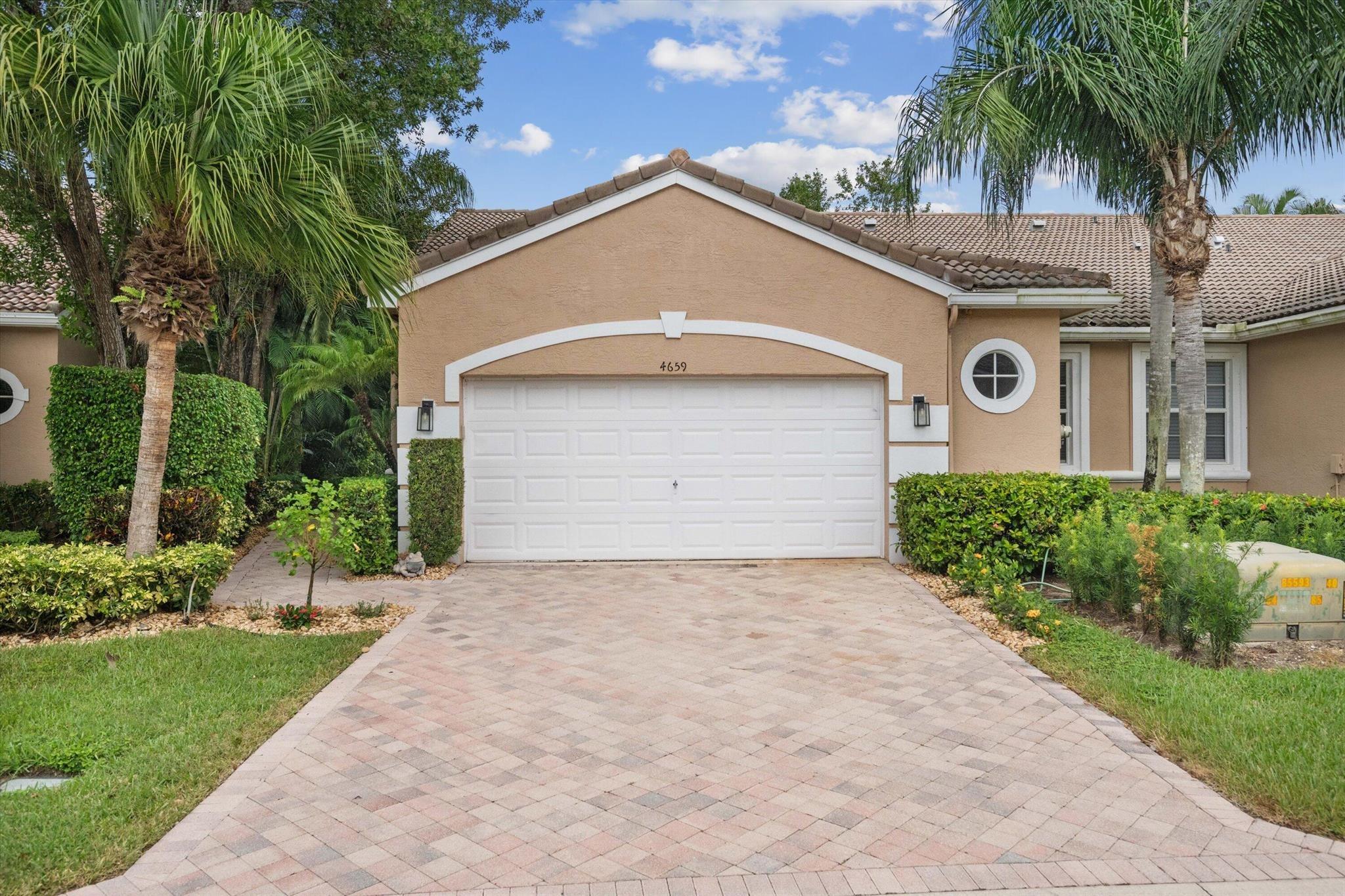 Palo Verde Ave, Cerritos, CA 90703