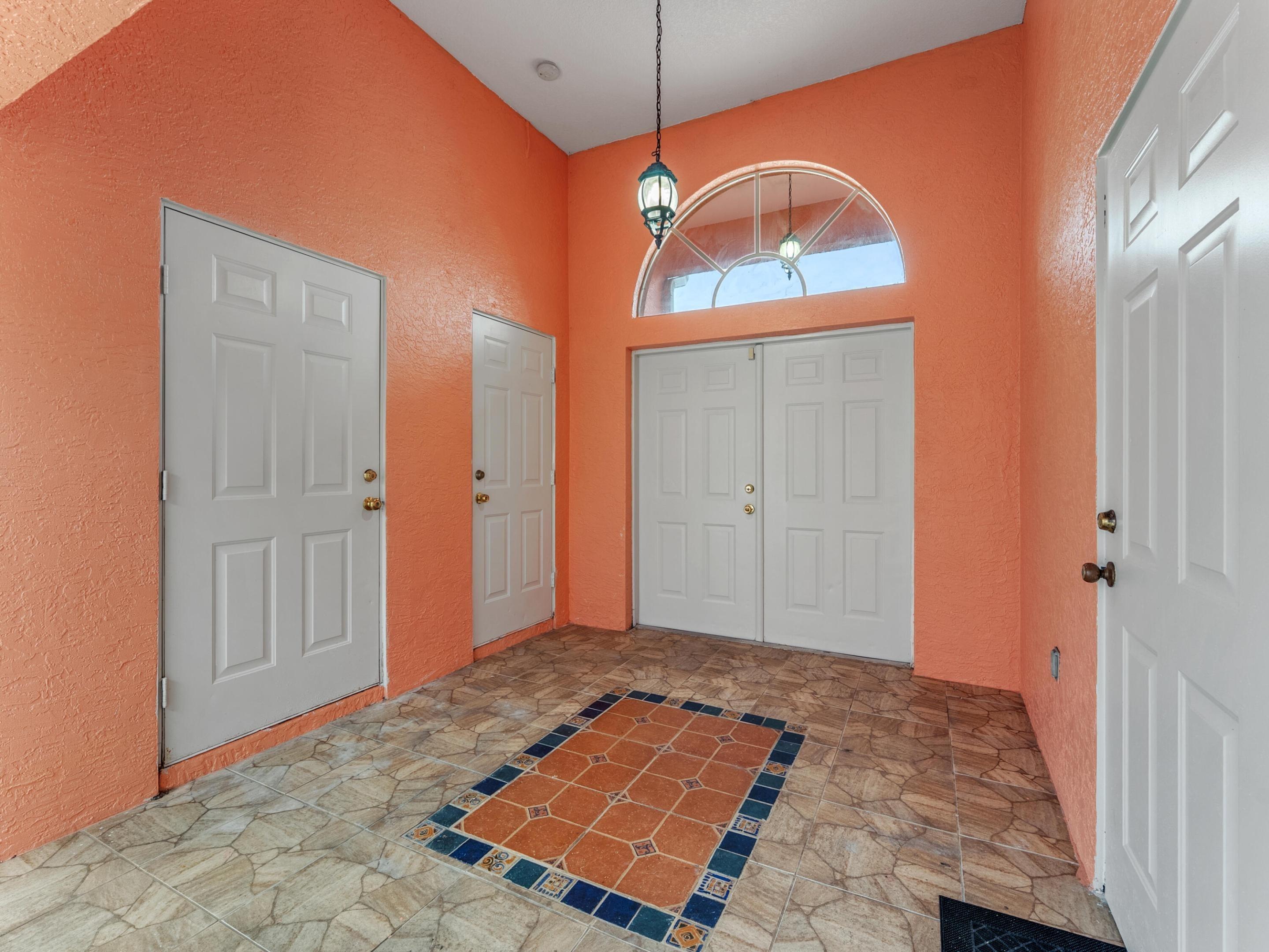 Se Thanksgiving Ave, Port Saint Lucie, FL 34984