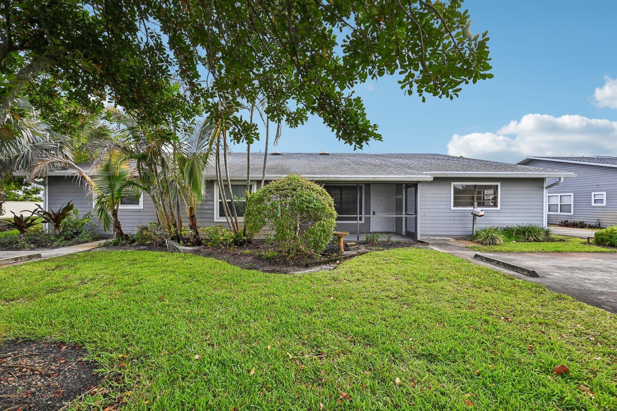 Se Hobe Ridge Ave, Hobe Sound, FL 33455