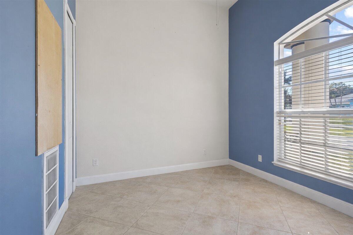 Sw Hyacinth St, Port Saint Lucie, FL 34953