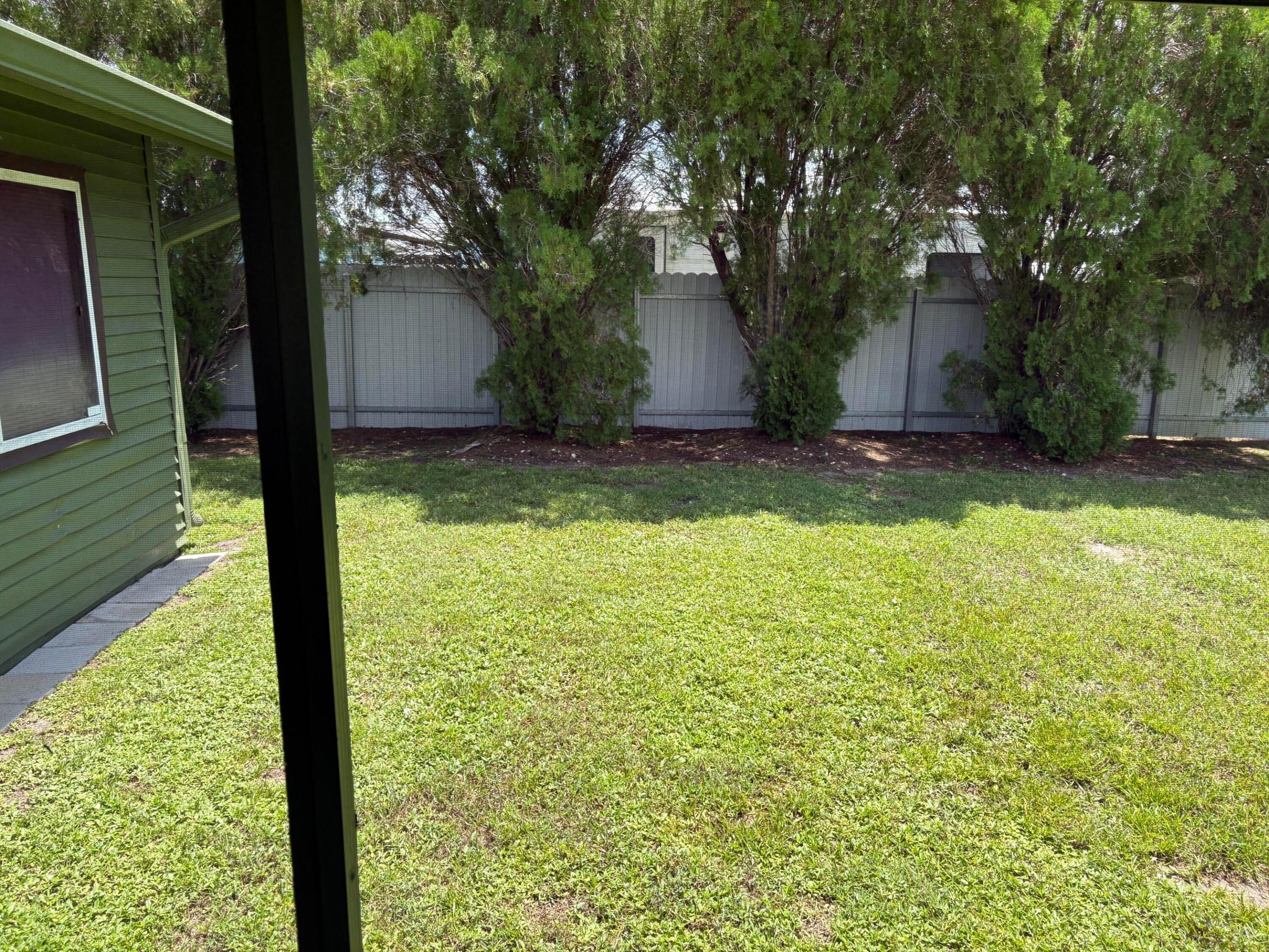 Se Arenson Ln, Port Saint Lucie, FL 34952
