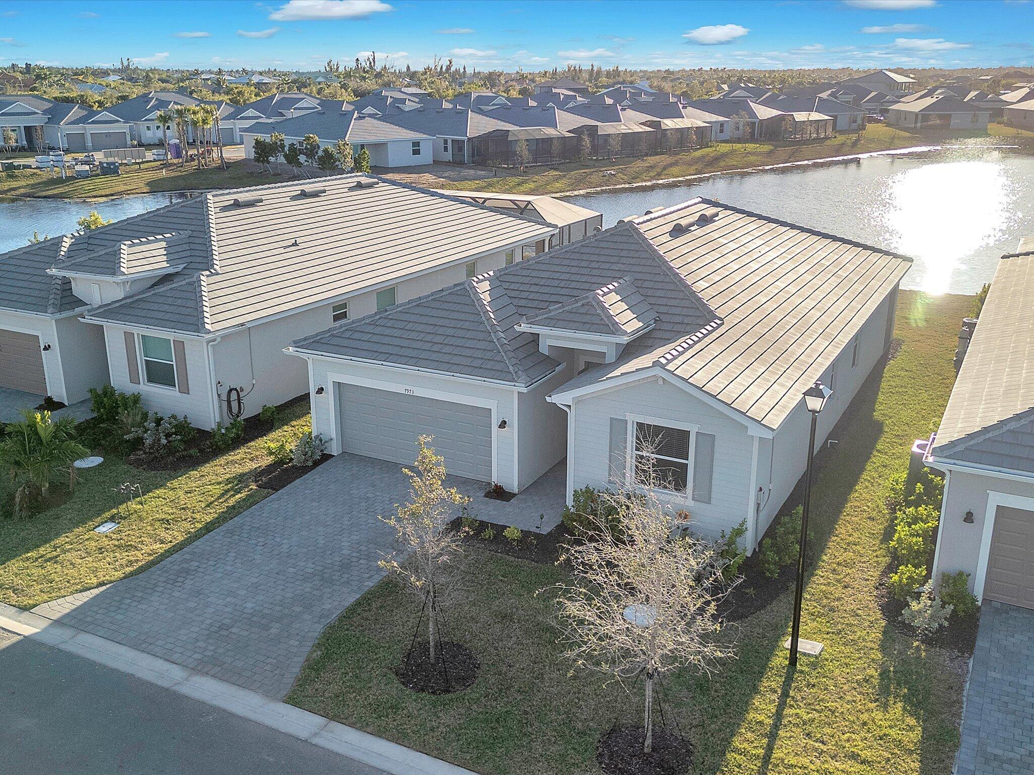 Lakes Edge Ln, Port Charlotte, FL 33981