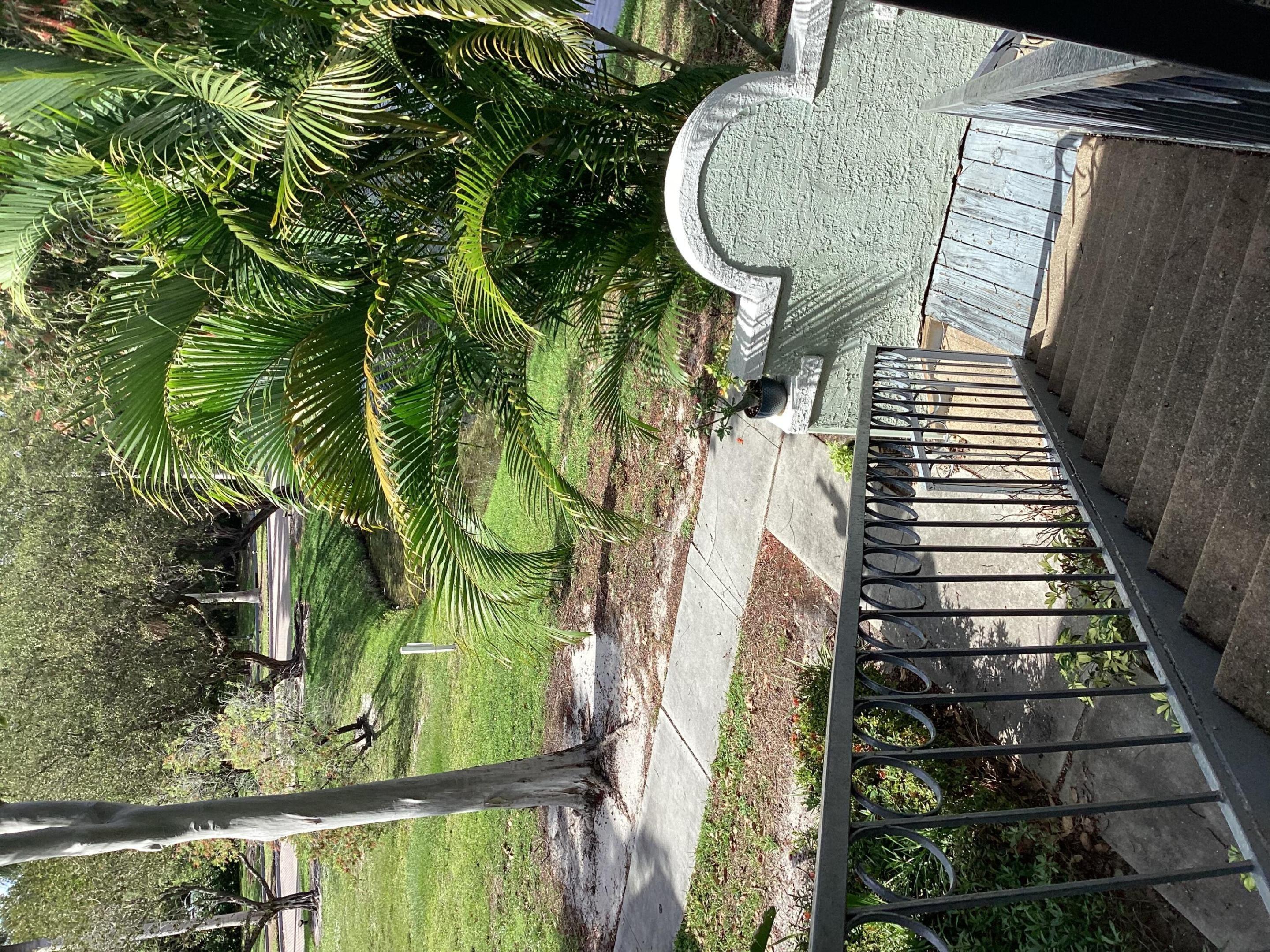 Crystal Way, Delray Beach, FL 33444