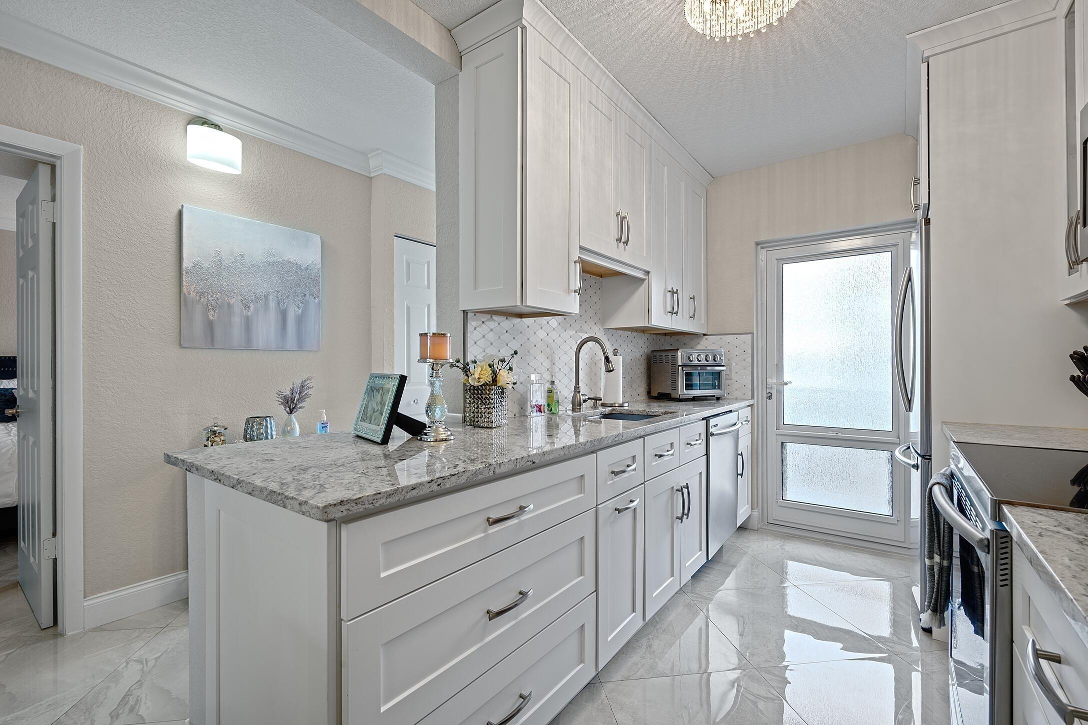 S Ocean Blvd, Delray Beach, FL 33483