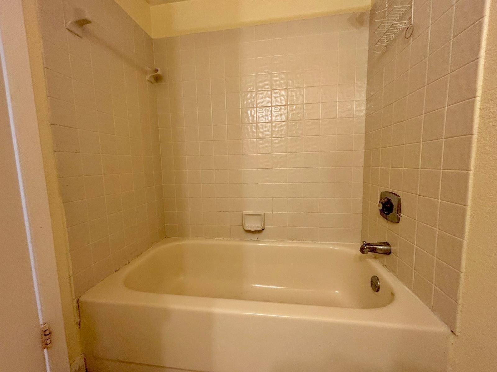 Sw 13th St, Pembroke Pines, FL 33025