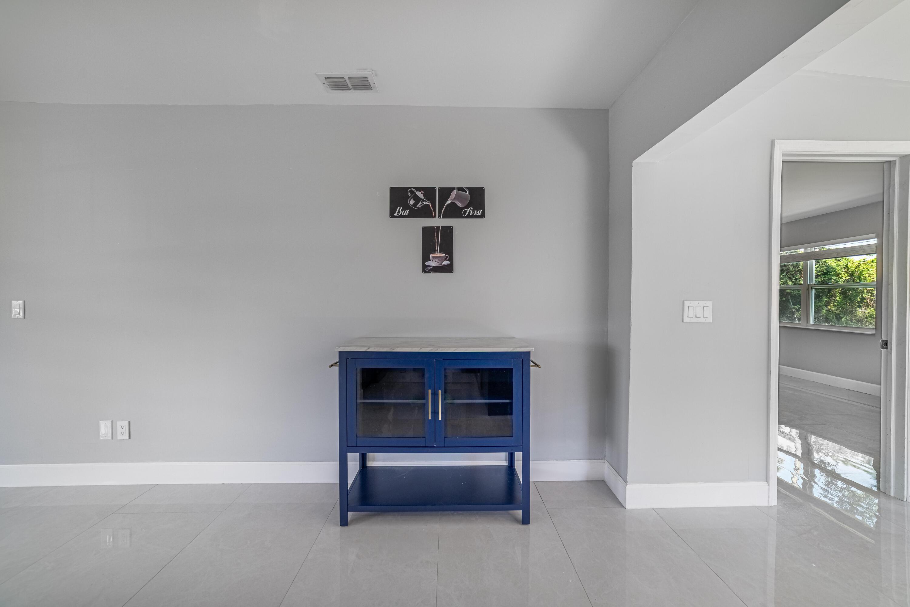 Sw Capehart Ave, Port Saint Lucie, FL 34953
