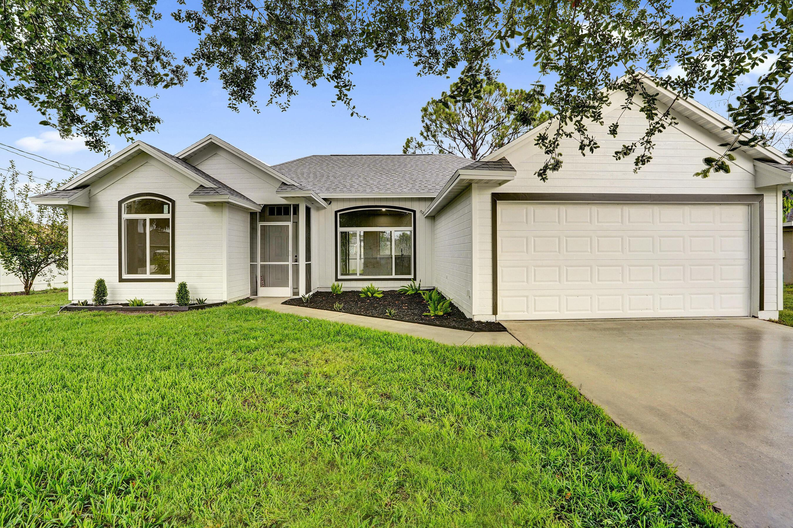 Sw Edinburgh Dr, Port Saint Lucie, FL 34953
