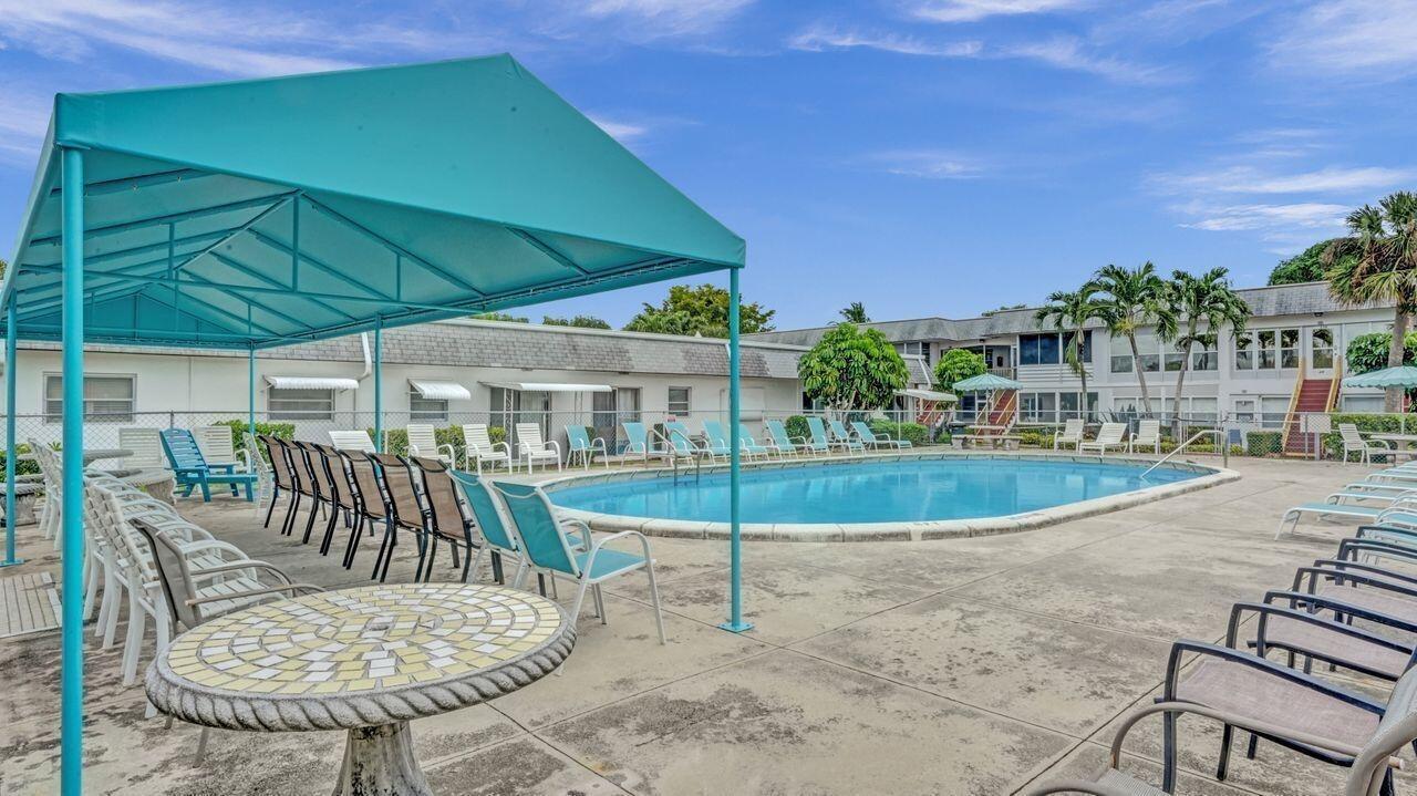 Sheffield E, West Palm Beach, FL 33417