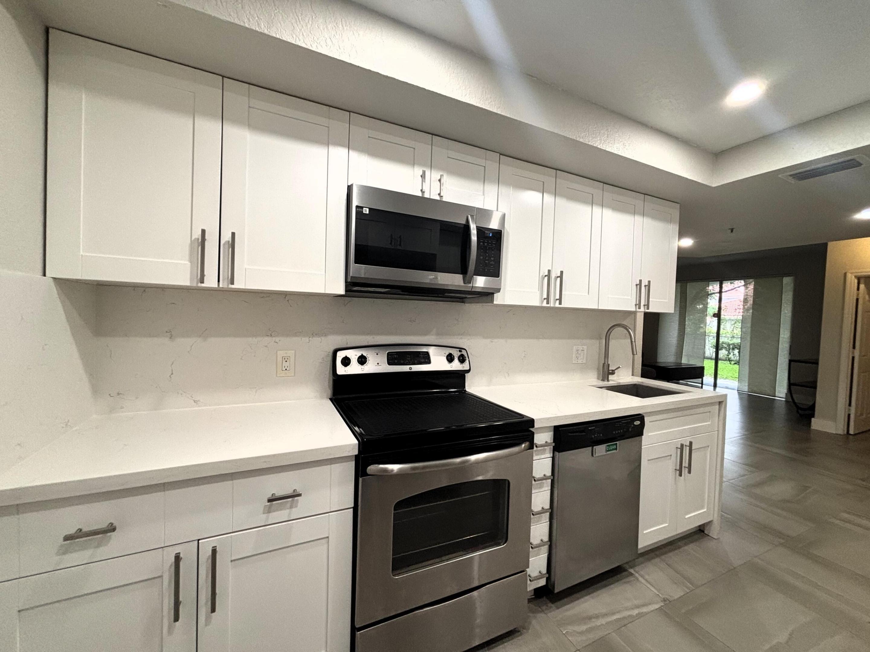 Sw 148th Ave, Davie, FL 33325