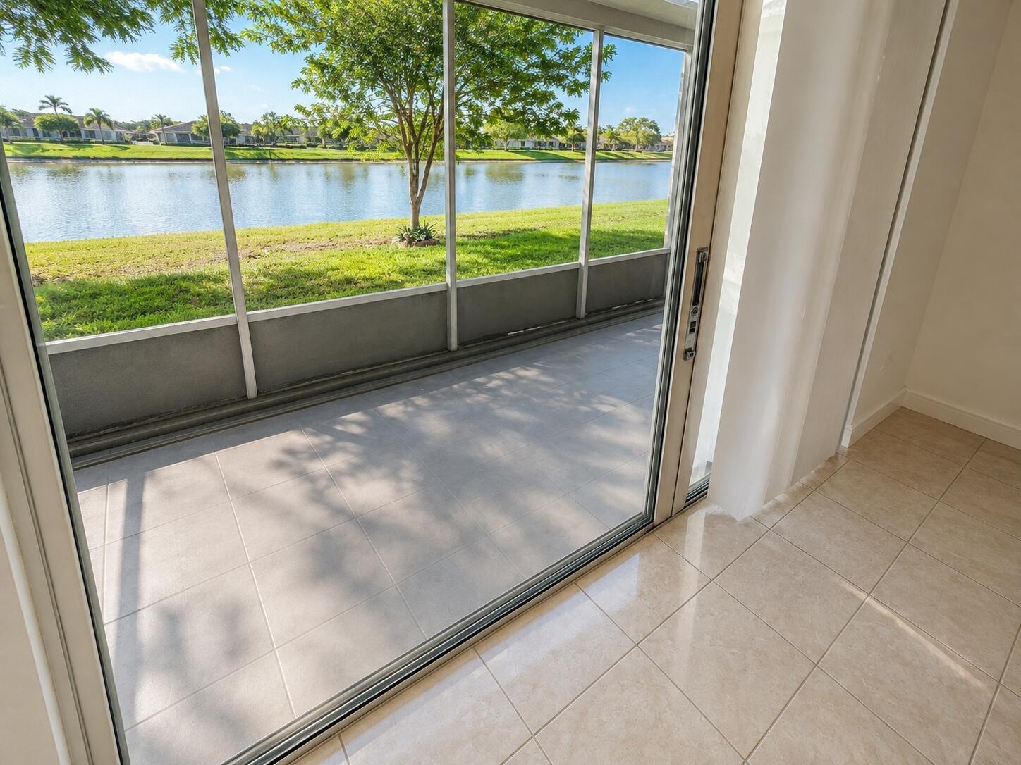 E Aragon Blvd, Sunrise, FL 33313