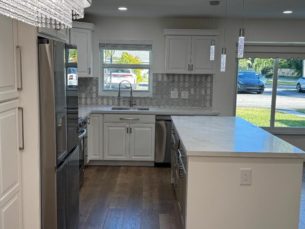 S Drive Ter, Delray Beach, FL 33445