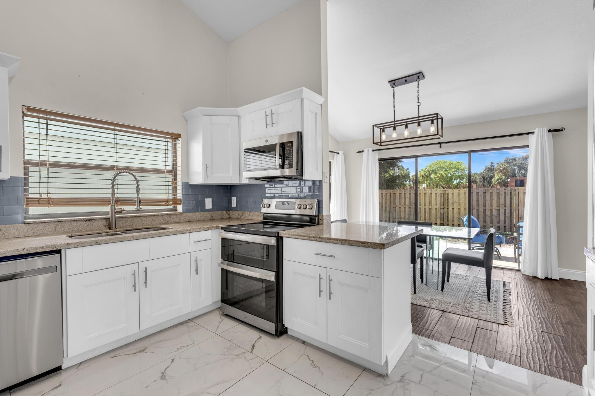 Baytree Cir, Boynton Beach, FL 33436