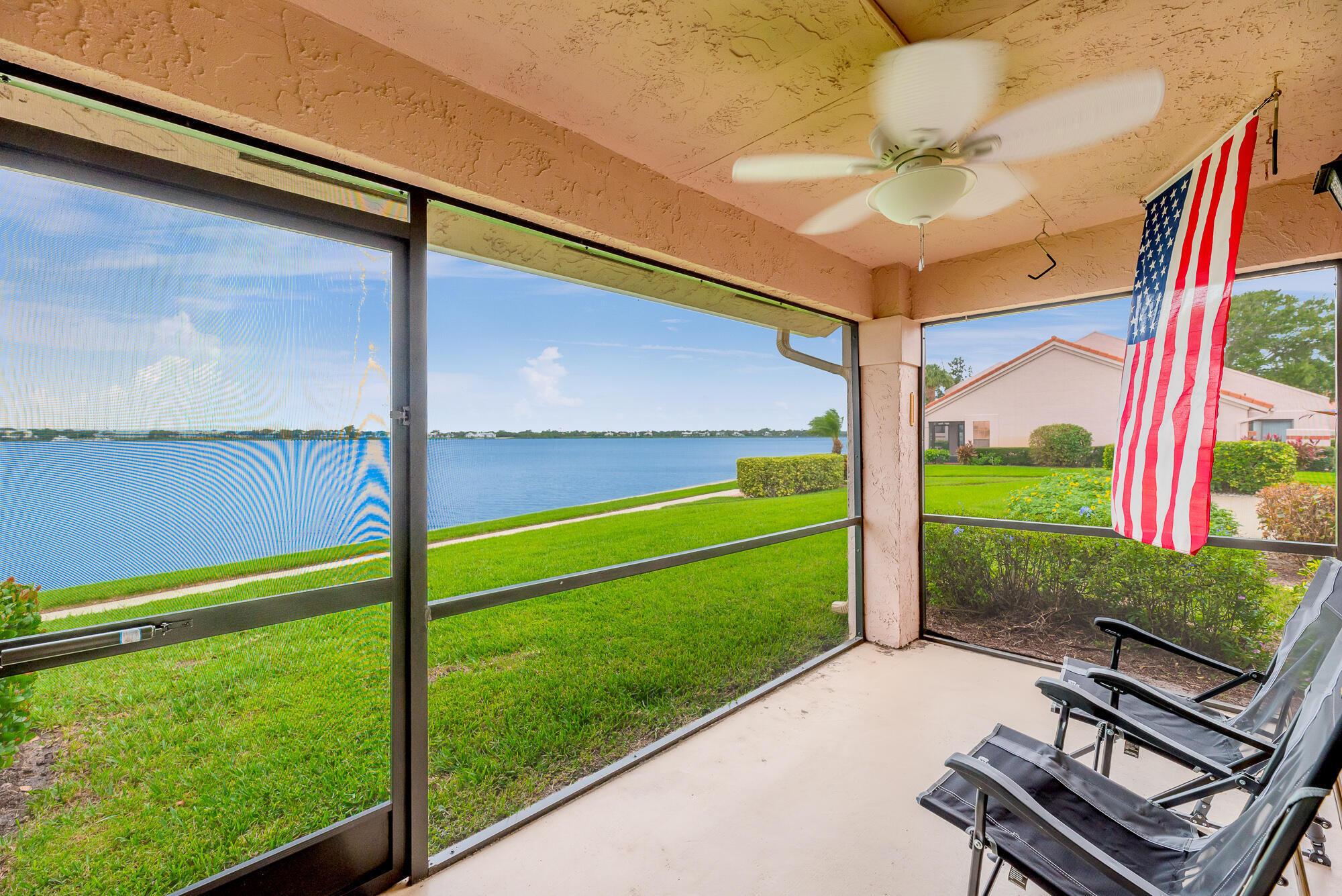 Se Sandpiper Cir, Port Saint Lucie, FL 34952