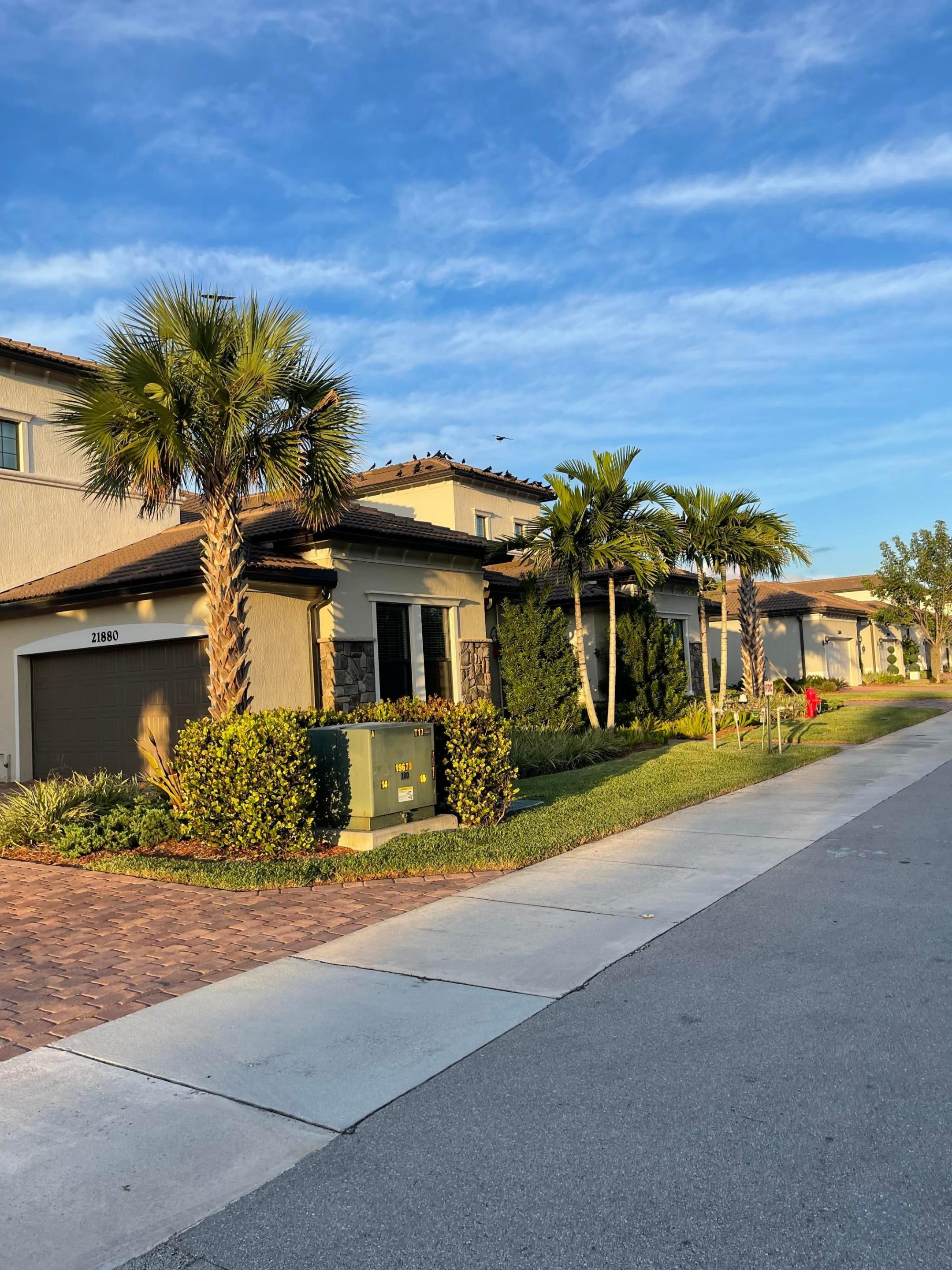 Canadensis Cir # 202, Boca Raton, FL 33428