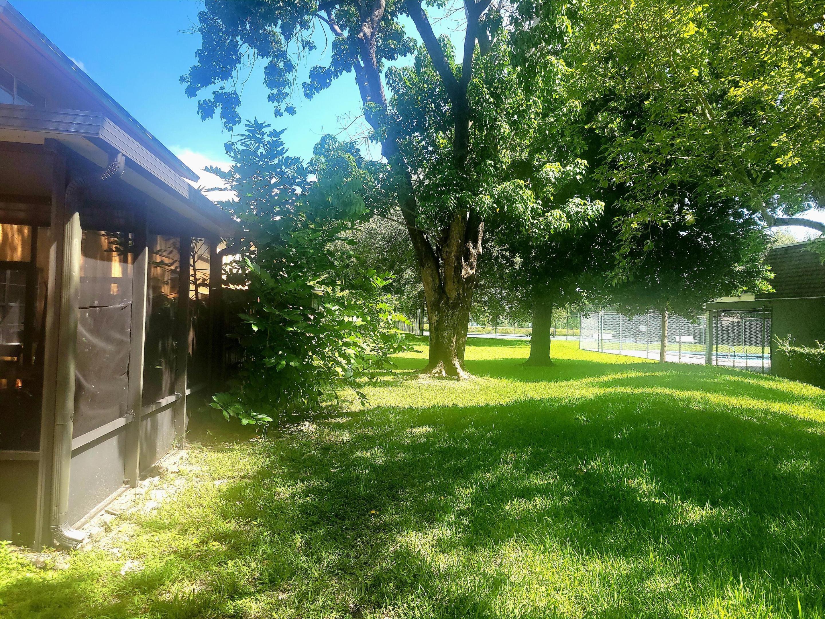 W Sunrise Blvd, Plantation, FL 33313