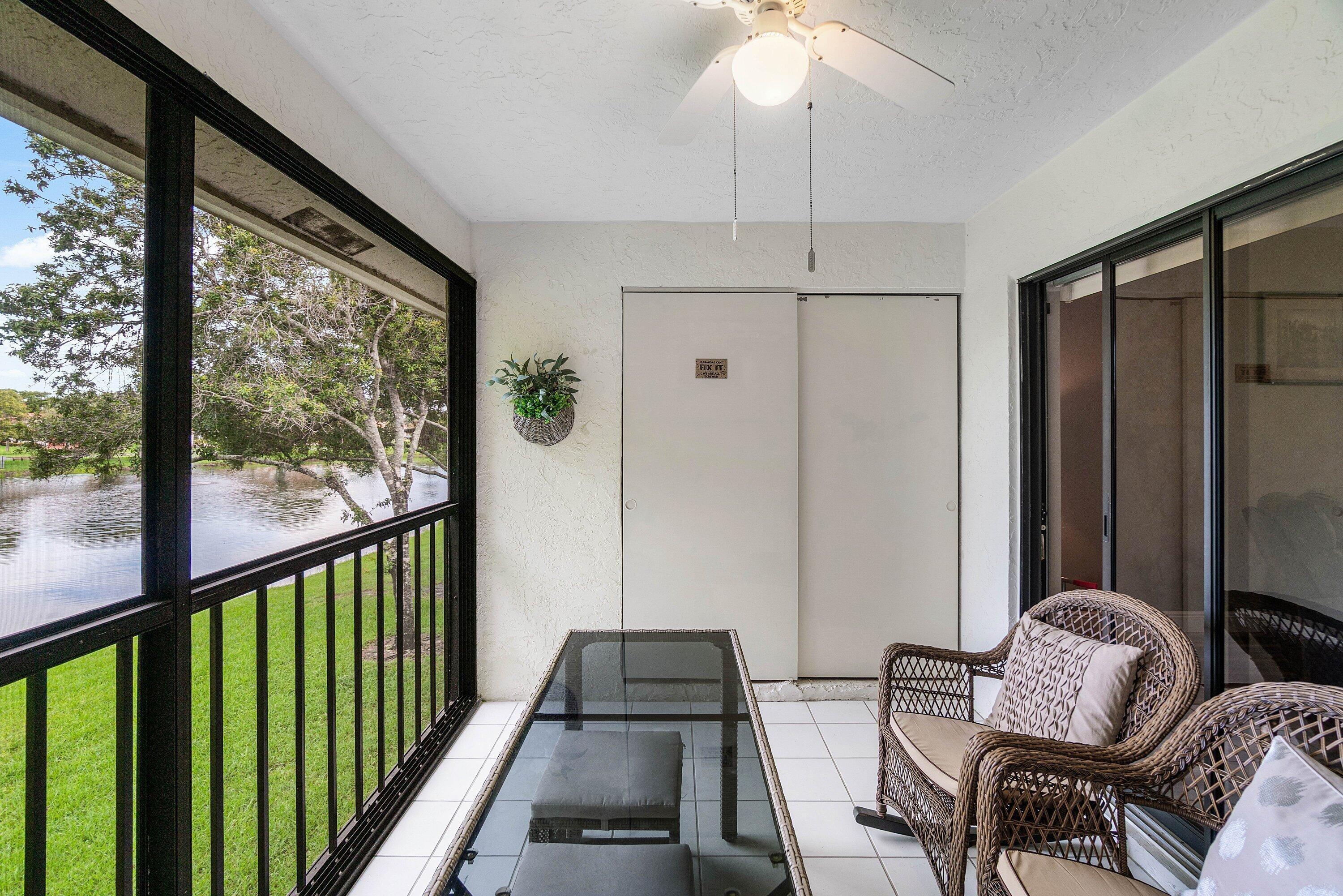 Sills Dr E, Boynton Beach, FL 33437