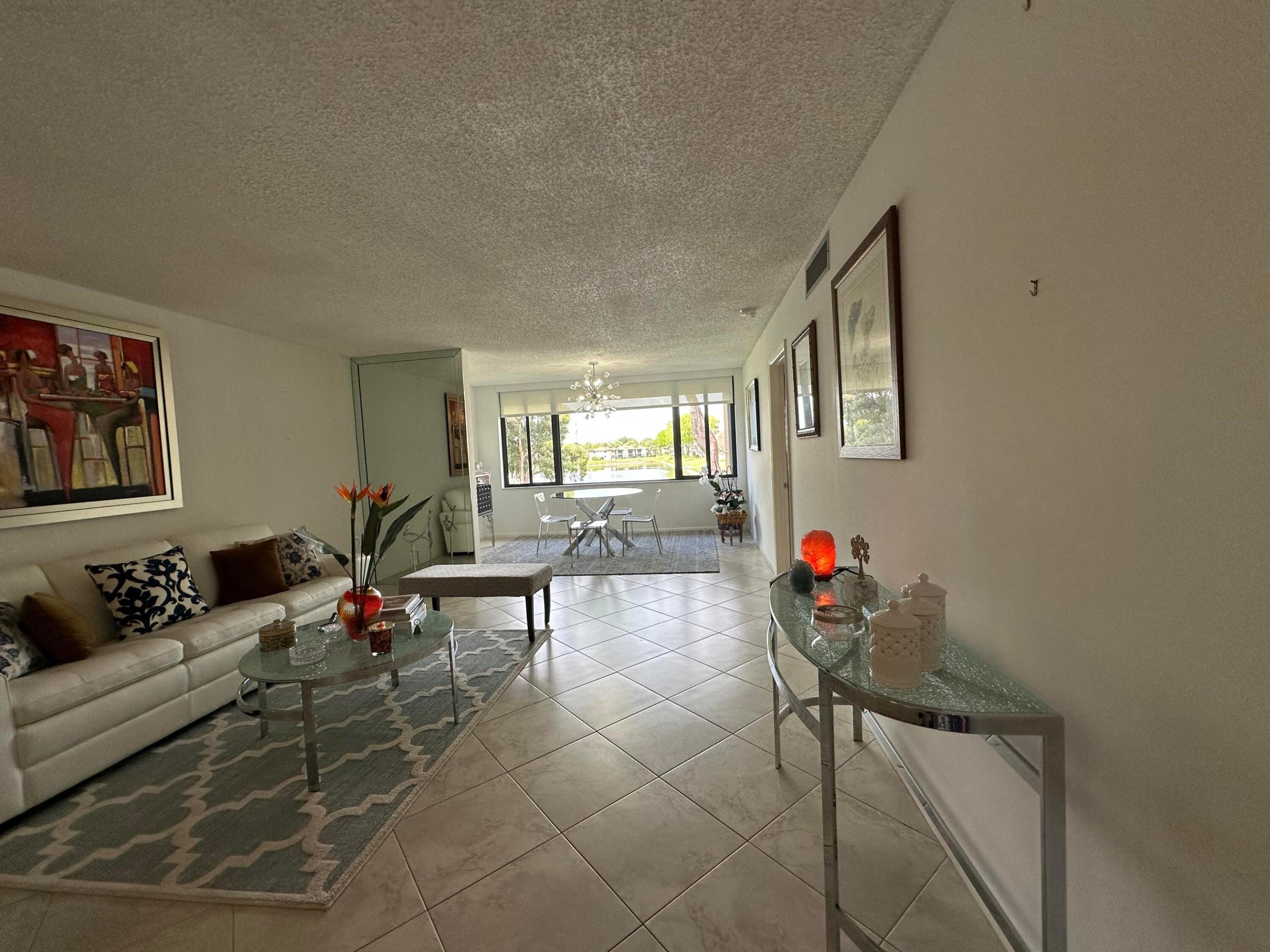 Witney Rd, Delray Beach, FL 33484
