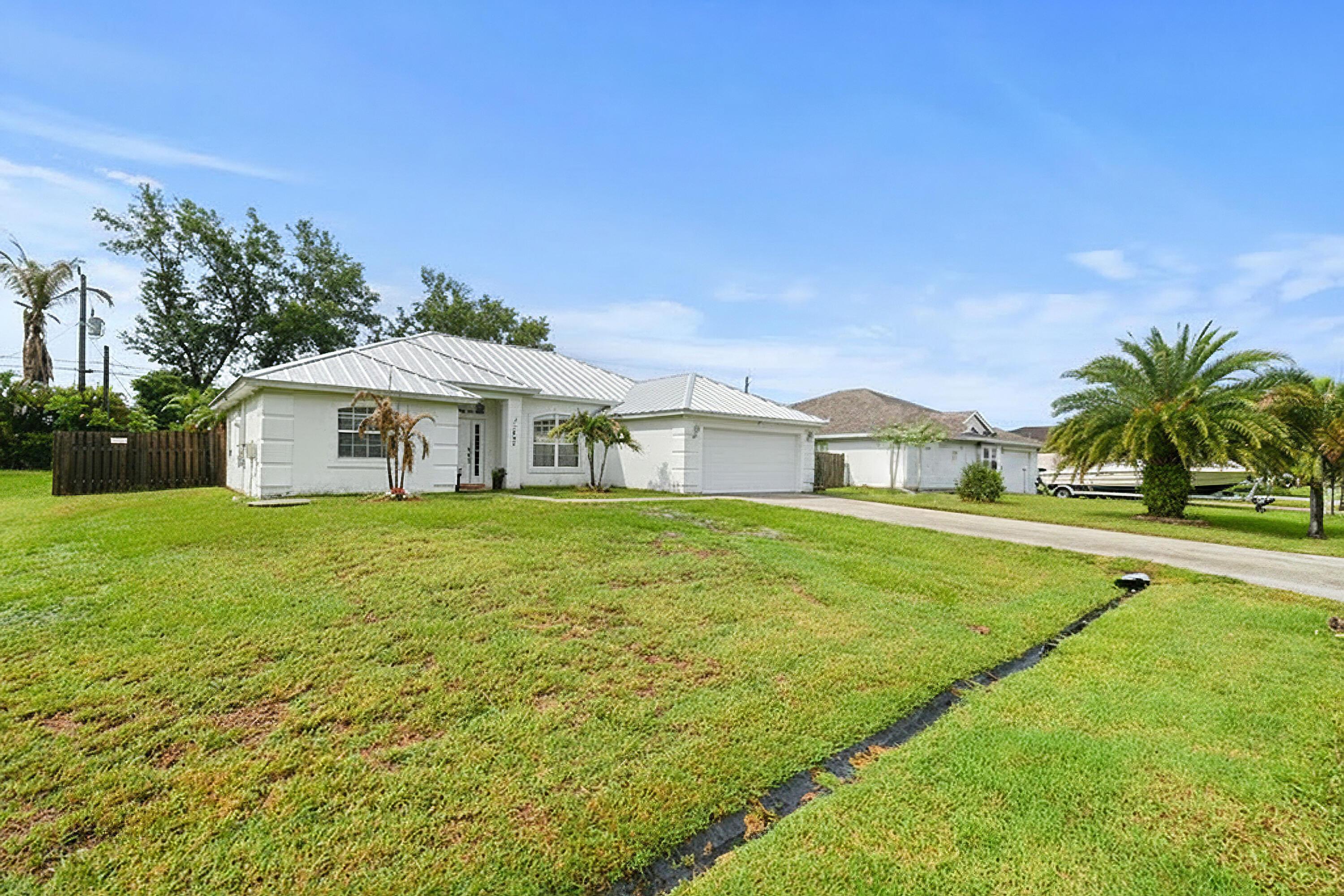 Sw Dimperio Ave, Port Saint Lucie, FL 34953
