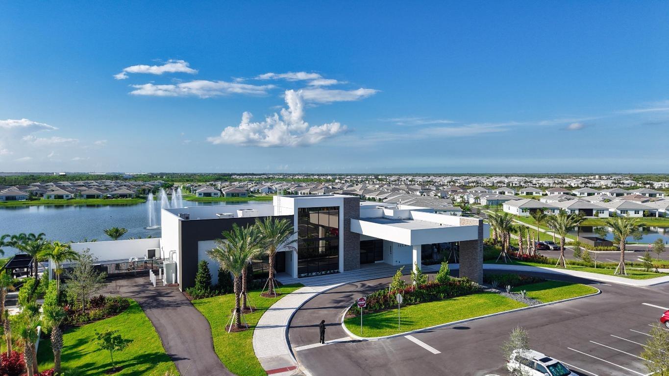 Sw Viridian Blvd, Port Saint Lucie, FL 34987