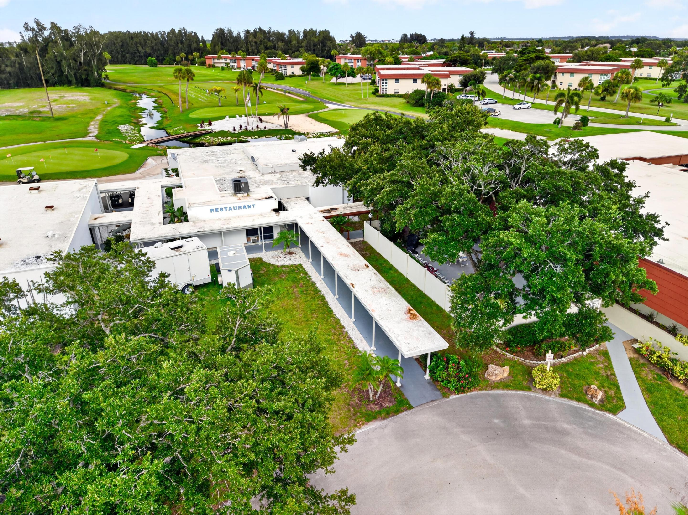 Royal Oak Ct, Vero Beach, FL 32962