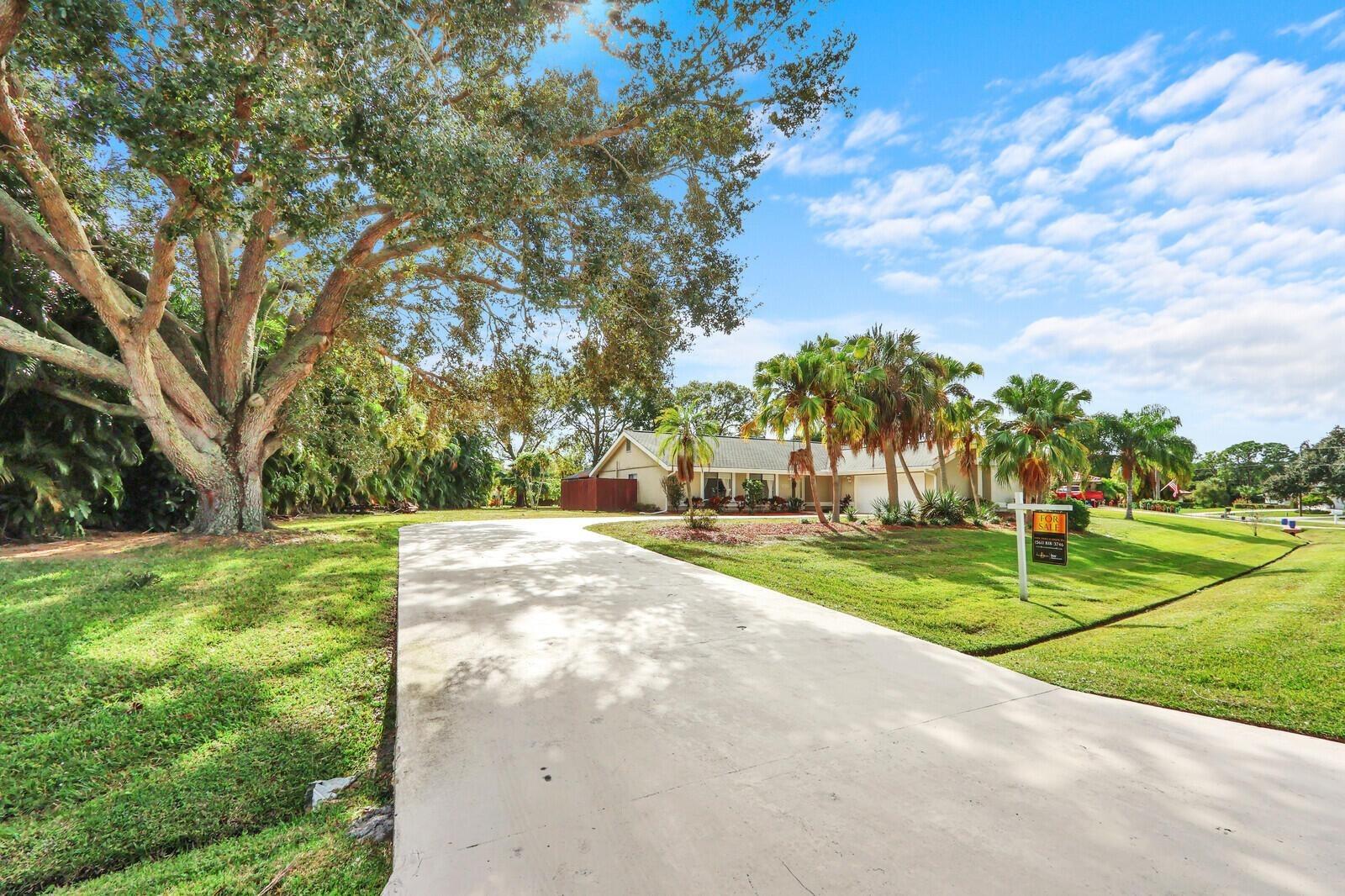 Se Darien Rd, Port Saint Lucie, FL 34952