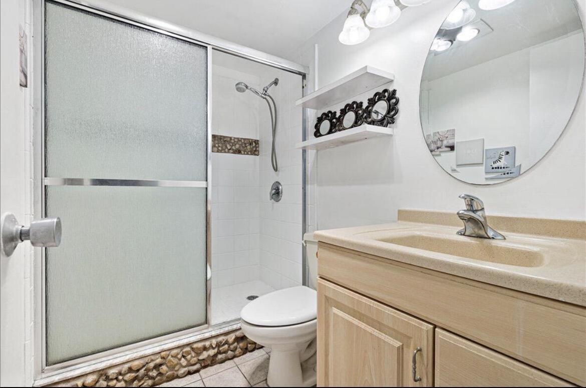 Cambridge E, West Palm Beach, FL 33417