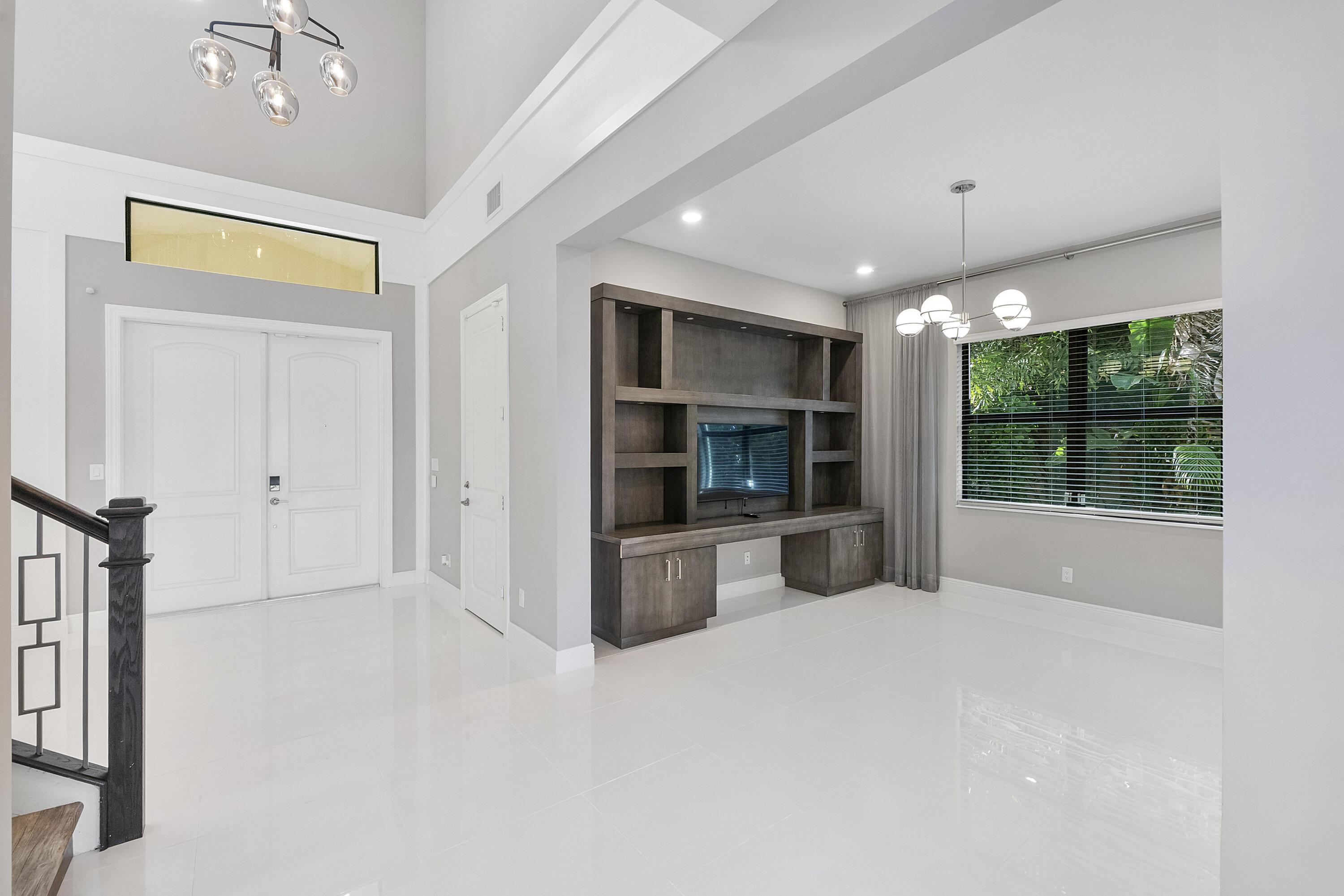 Parkland Bay Dr, Parkland, FL 33076