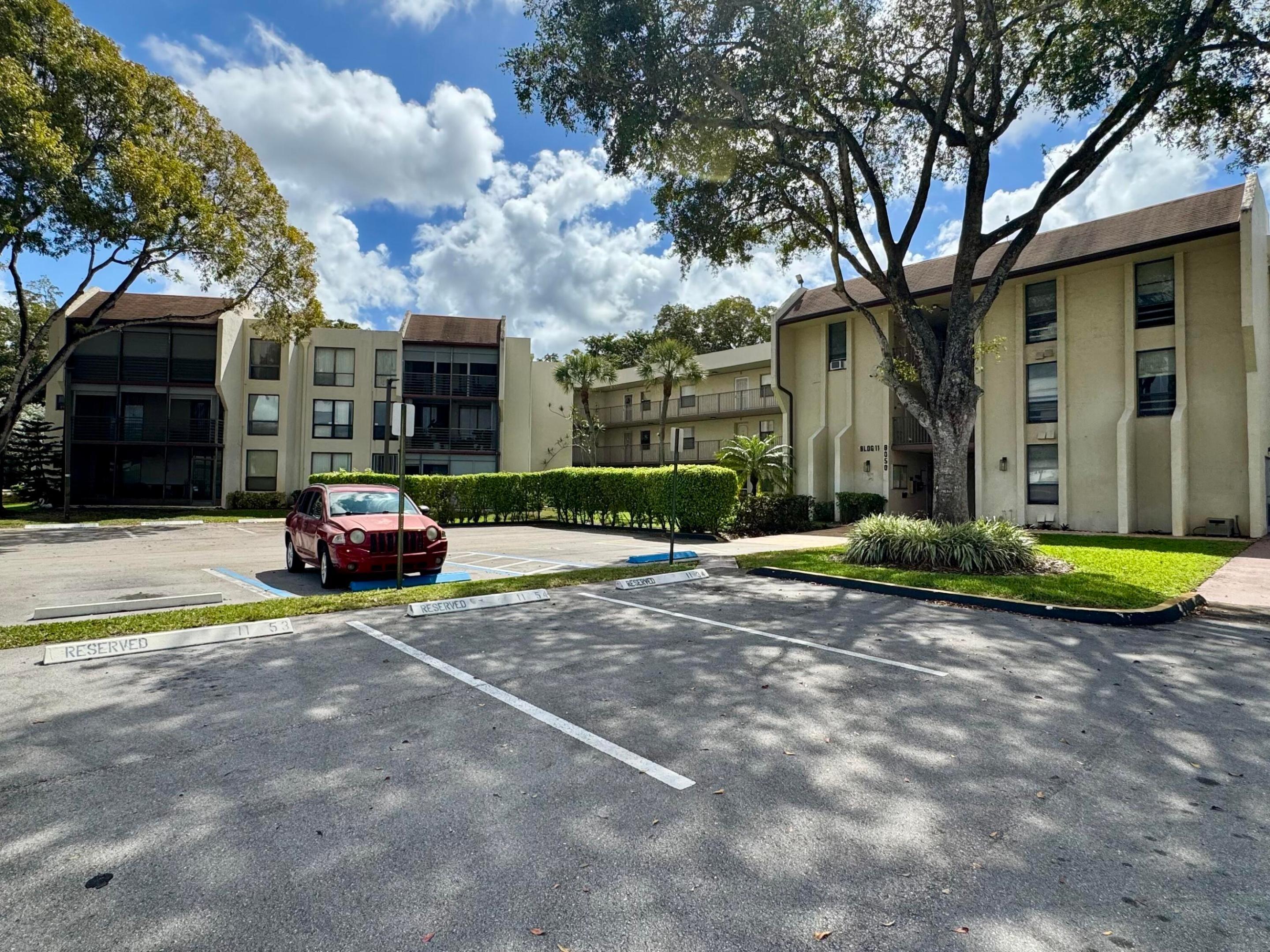 W Mcnab Rd, Tamarac, FL 33321