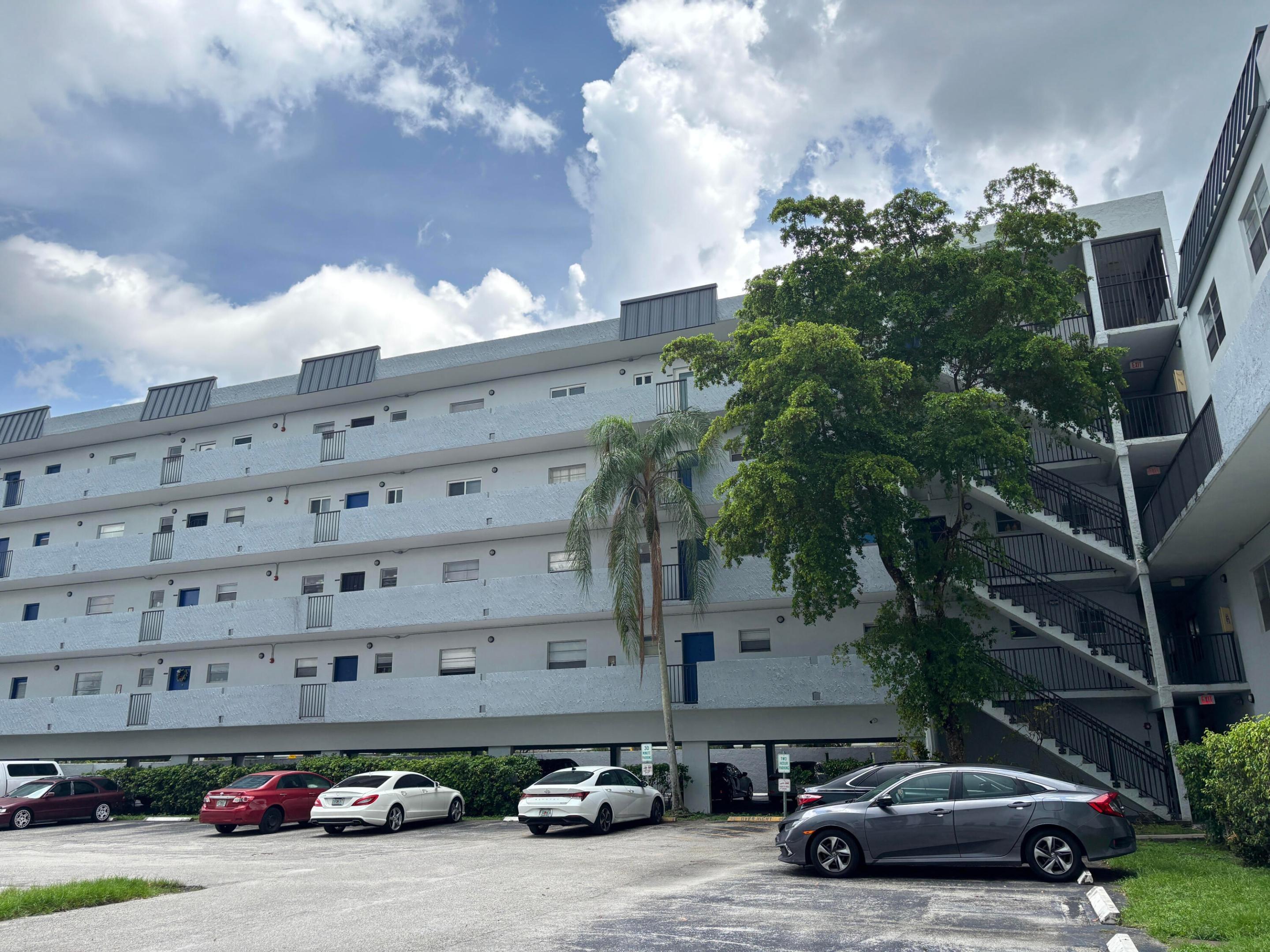 Nw 16th St, Plantation, FL 33313