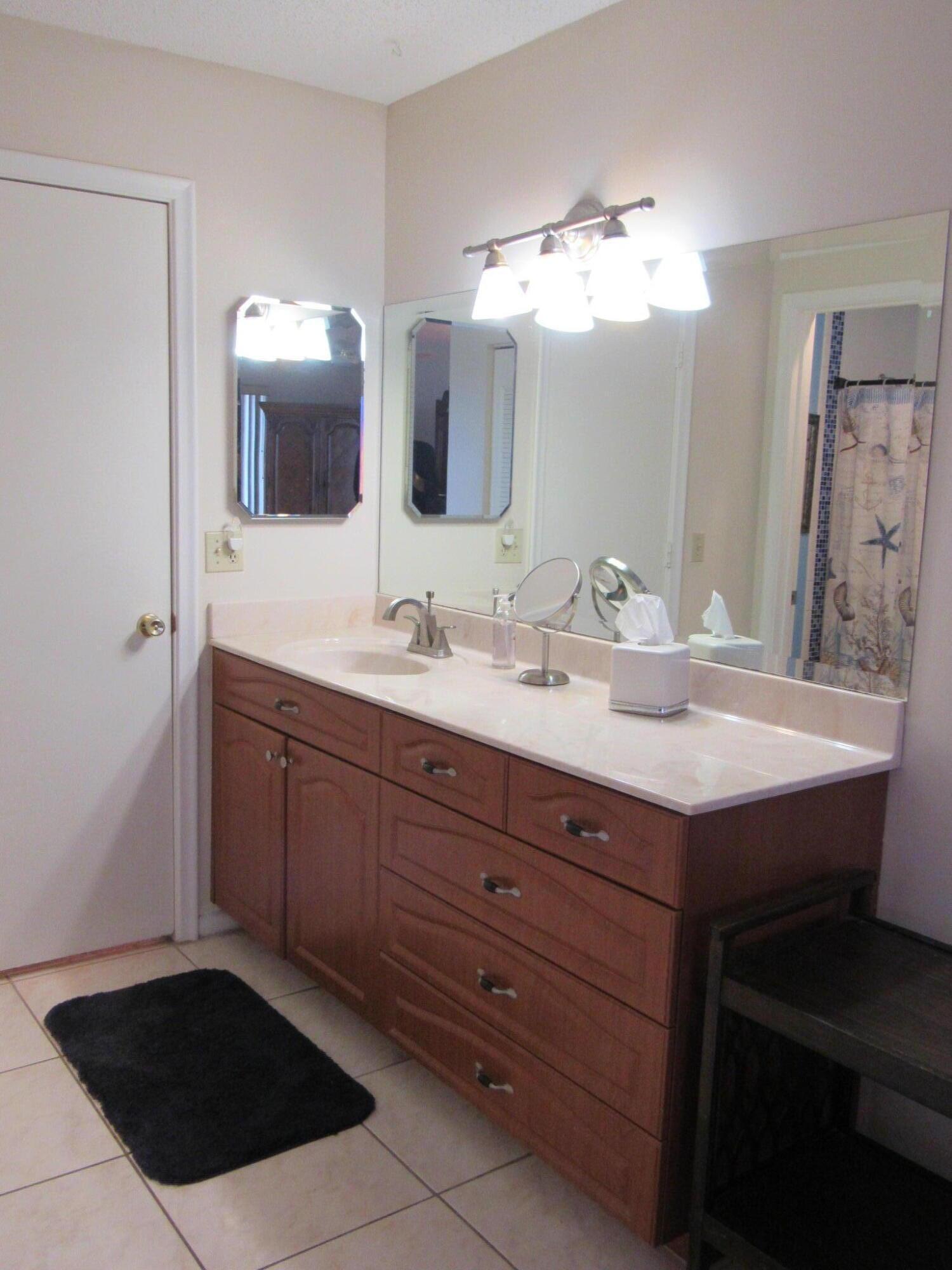 Nw 18th St, Delray Beach, FL 33445