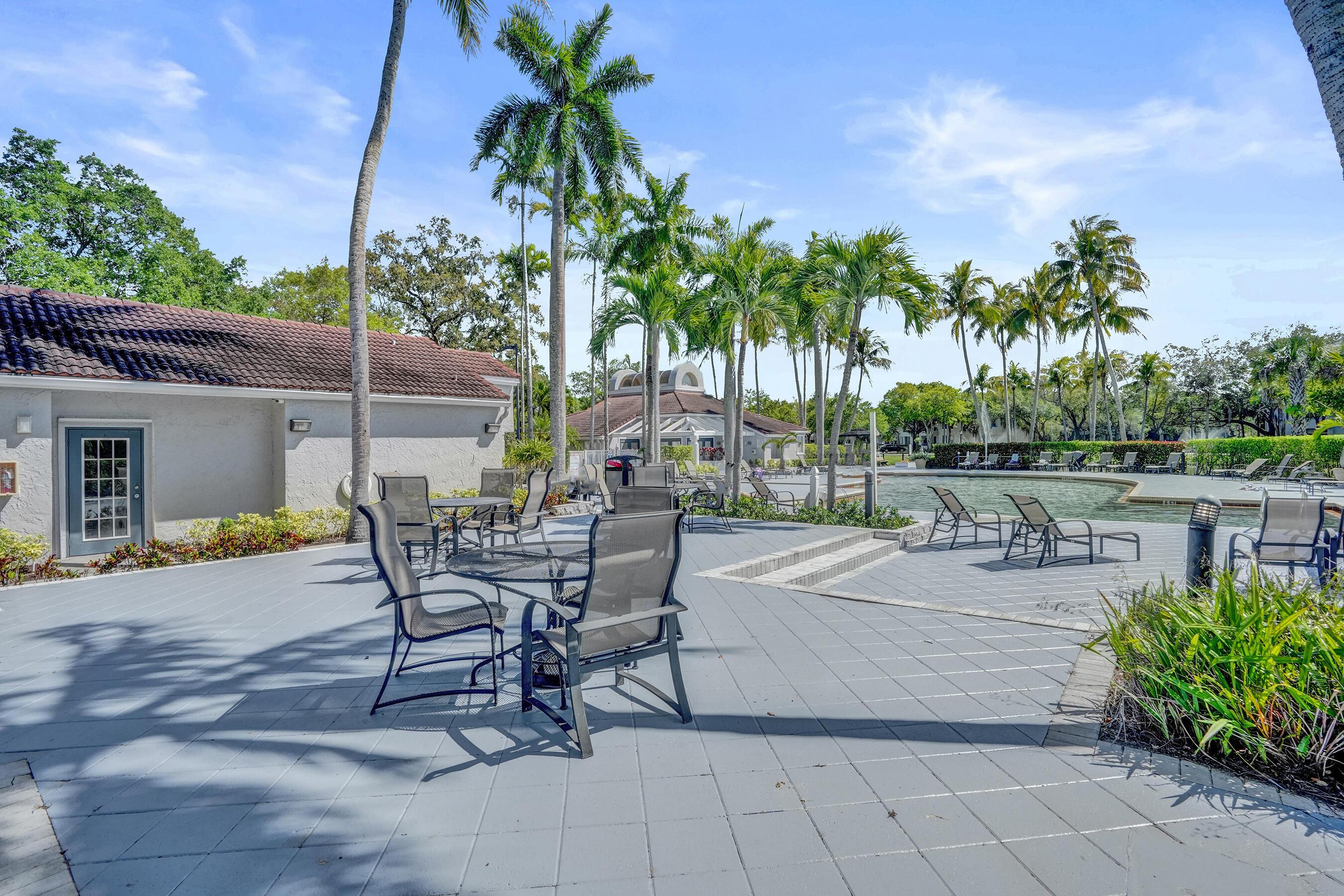 Lyons Rd, Coconut Creek, FL 33063