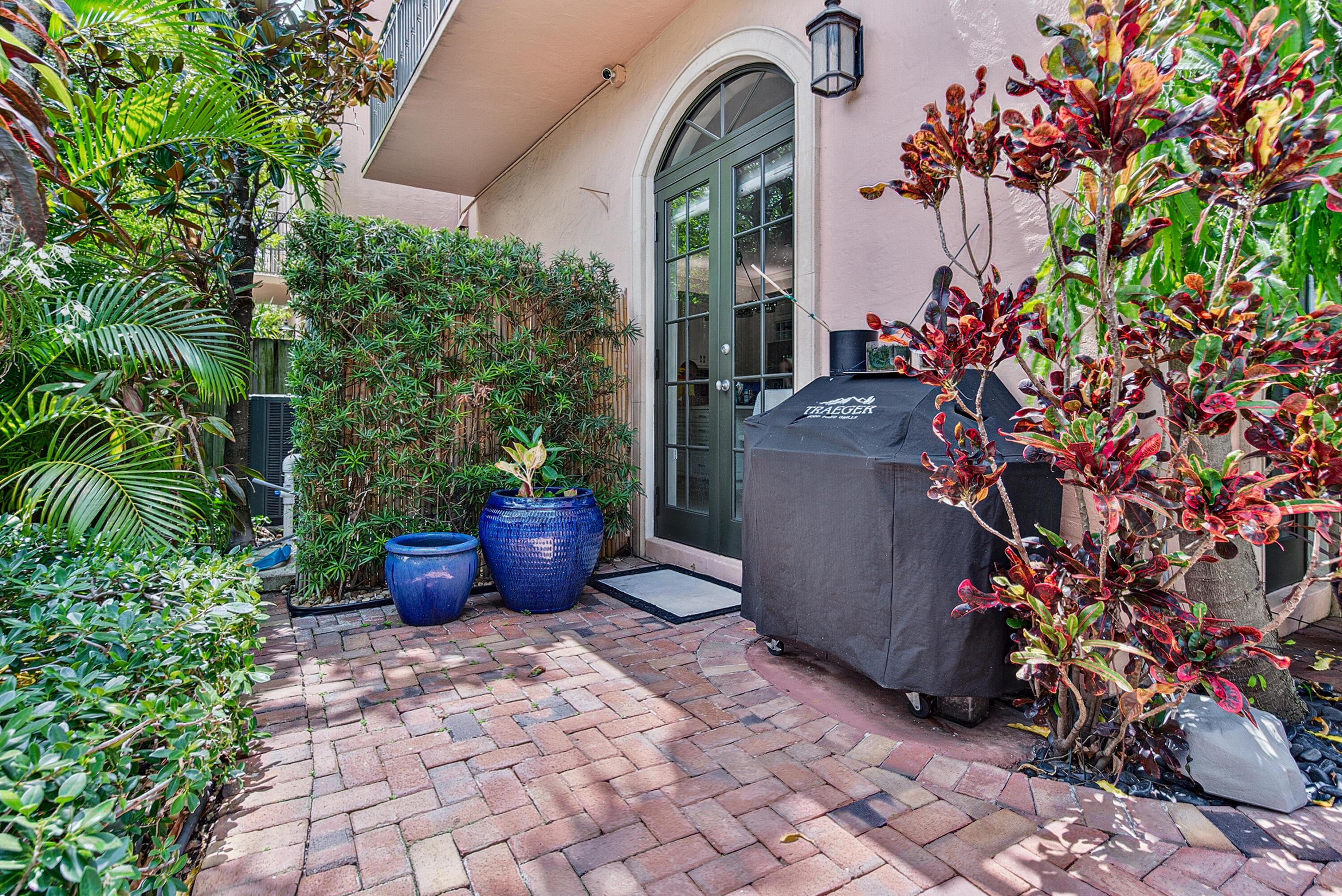 Se 10th Ave, Fort Lauderdale, FL 33301