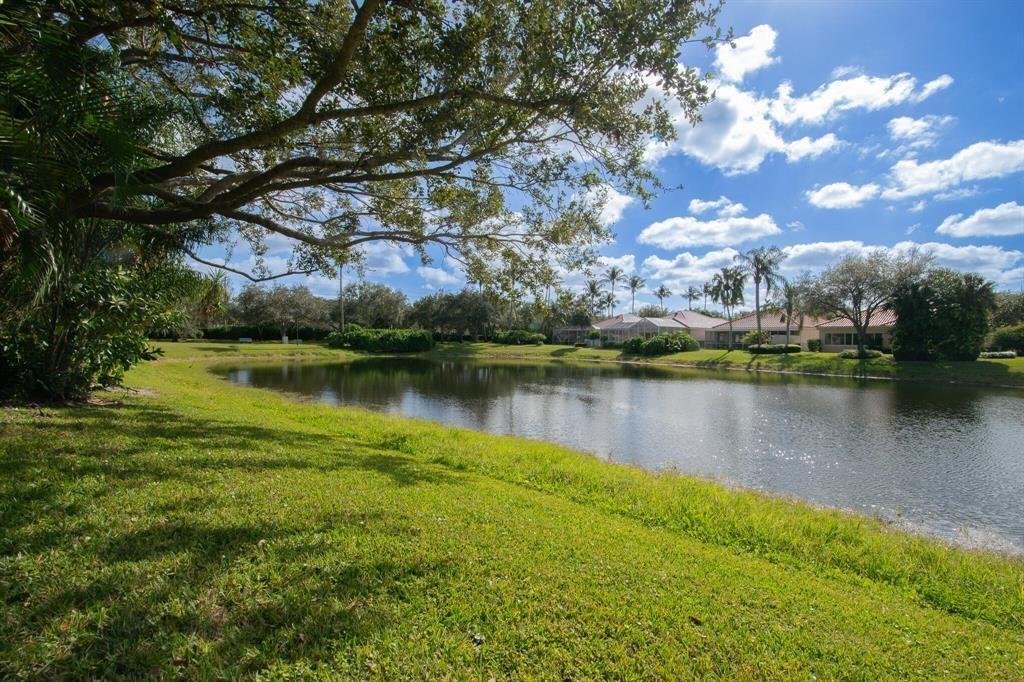 Fish Creek Ln, West Palm Beach, FL 33411