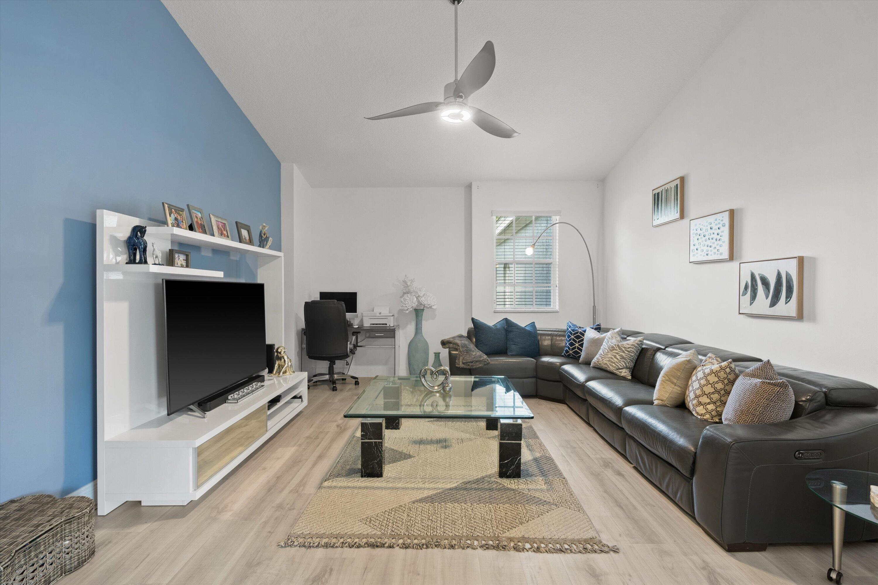 Andover Coach Cir, Lake Worth, FL 33449