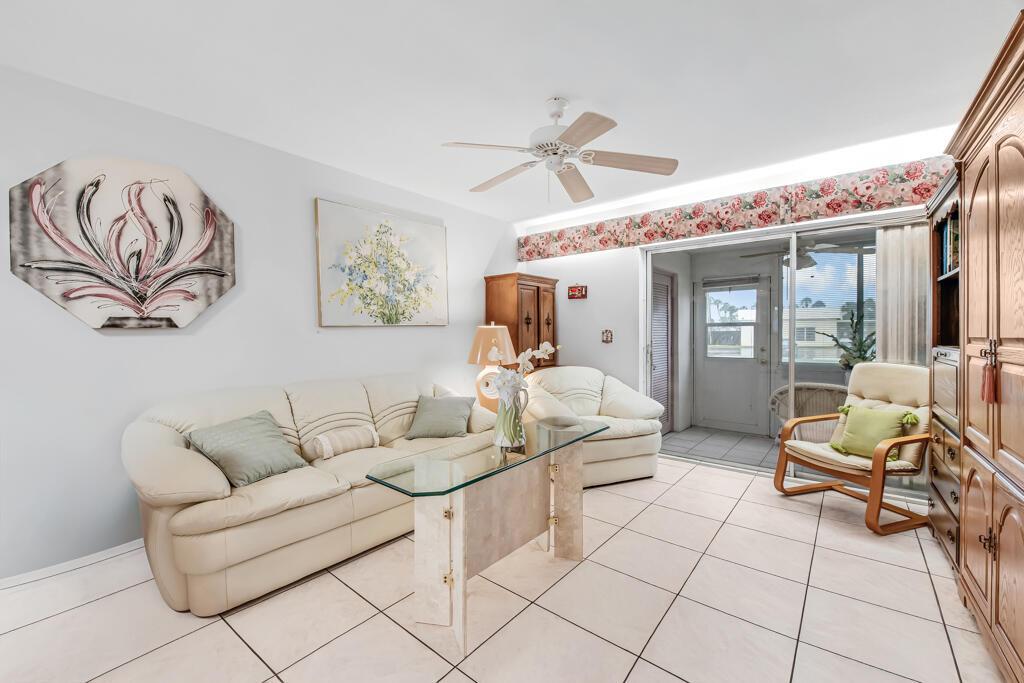 Ashley Dr W, West Palm Beach, FL 33415