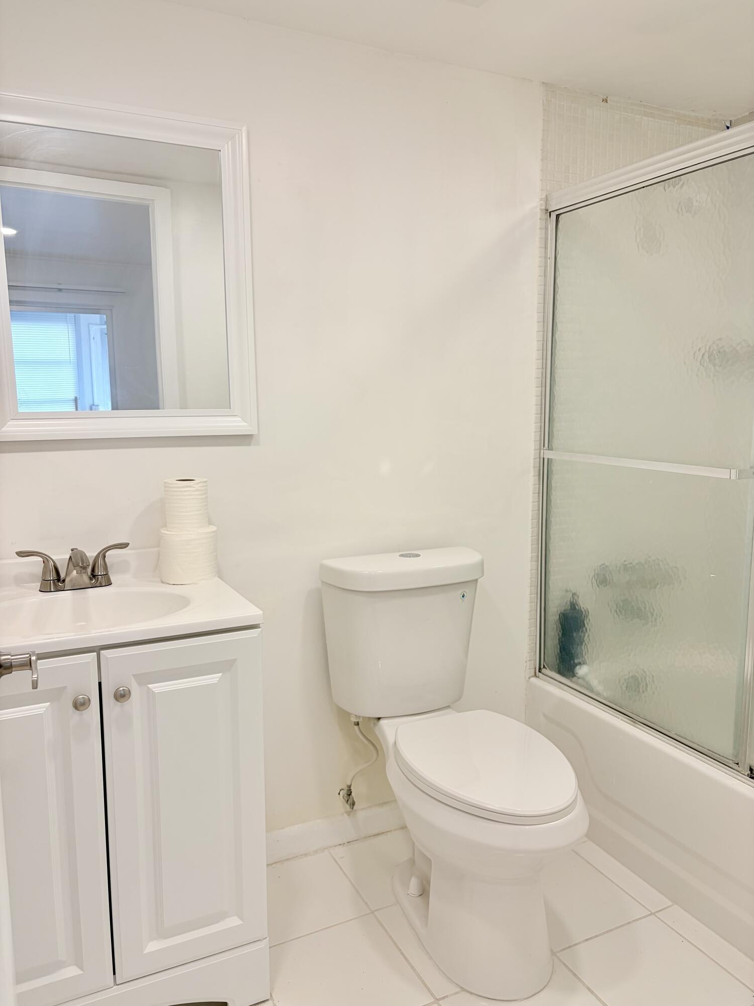 Flanders F, Delray Beach, FL 33484