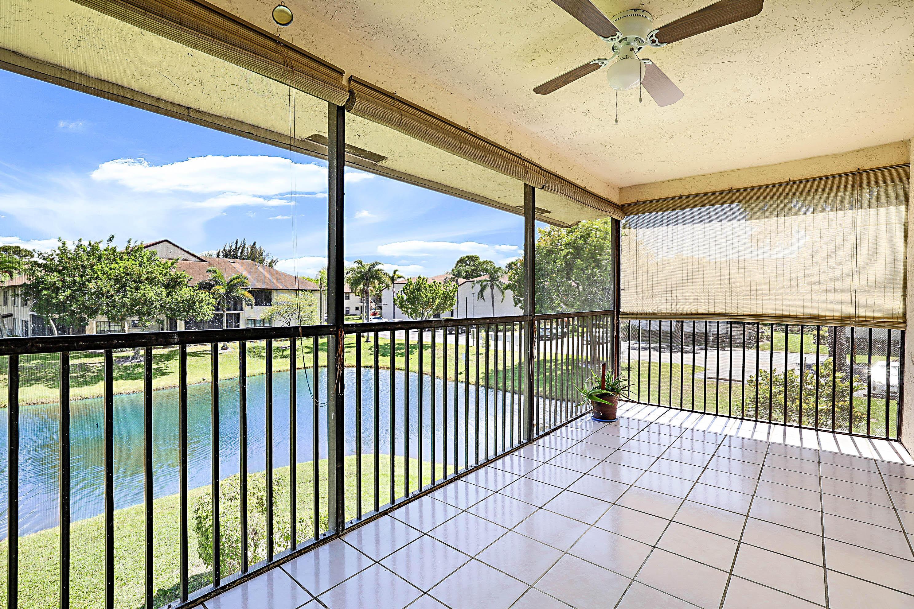 Jog Park Dr, Greenacres, FL 33467