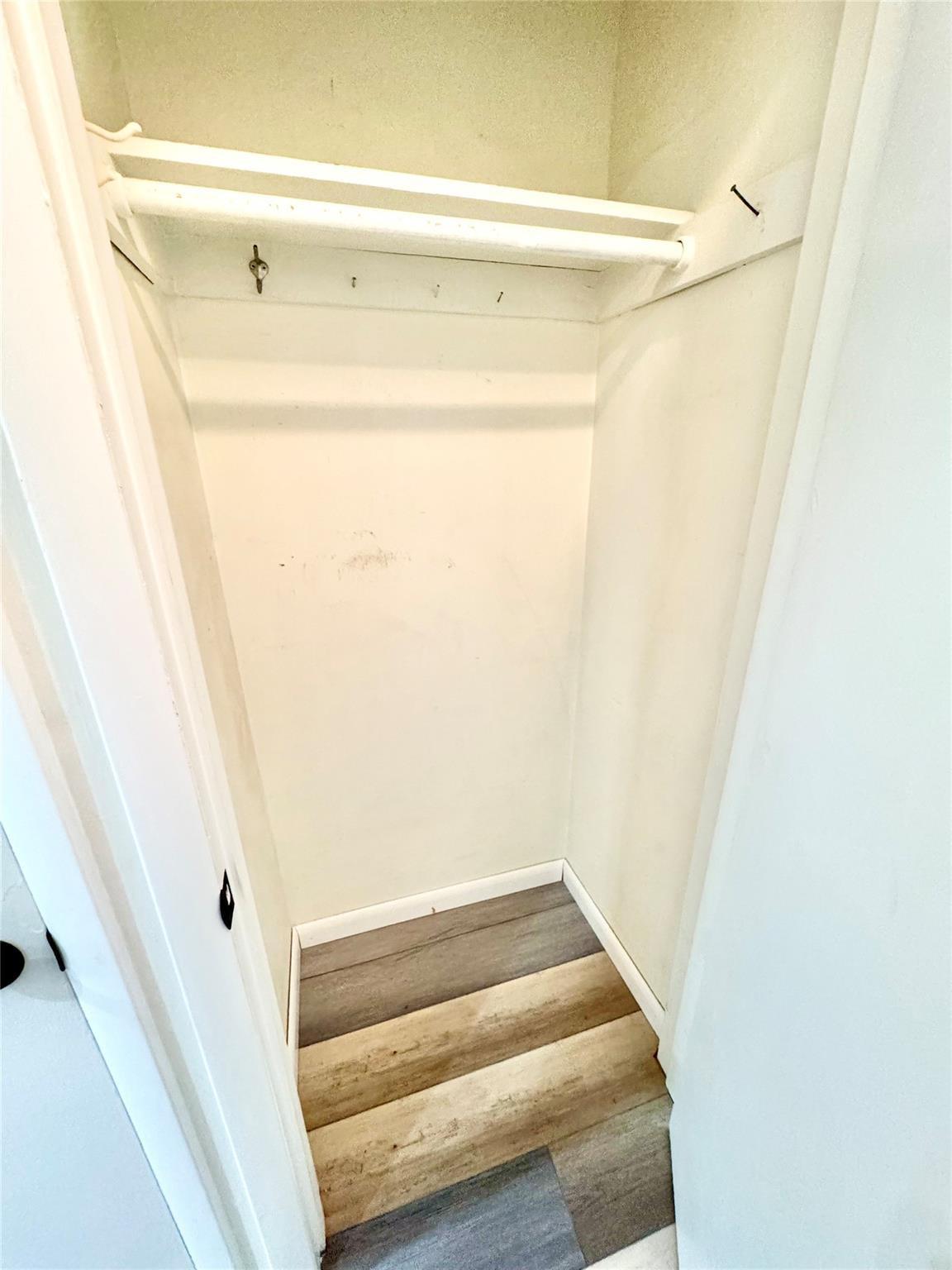 Ne 39th St, Fort Lauderdale, FL 33308