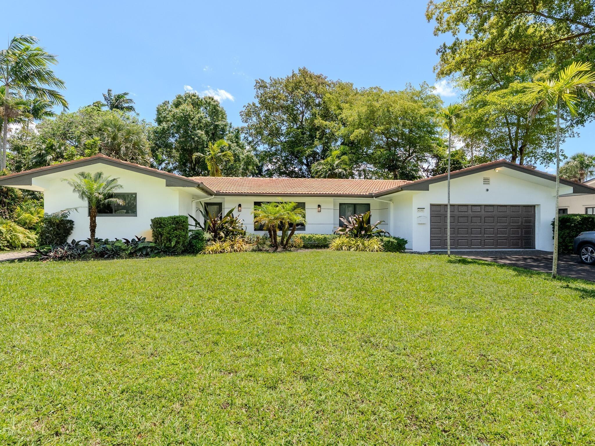 Sw 4th St, Plantation, FL 33317