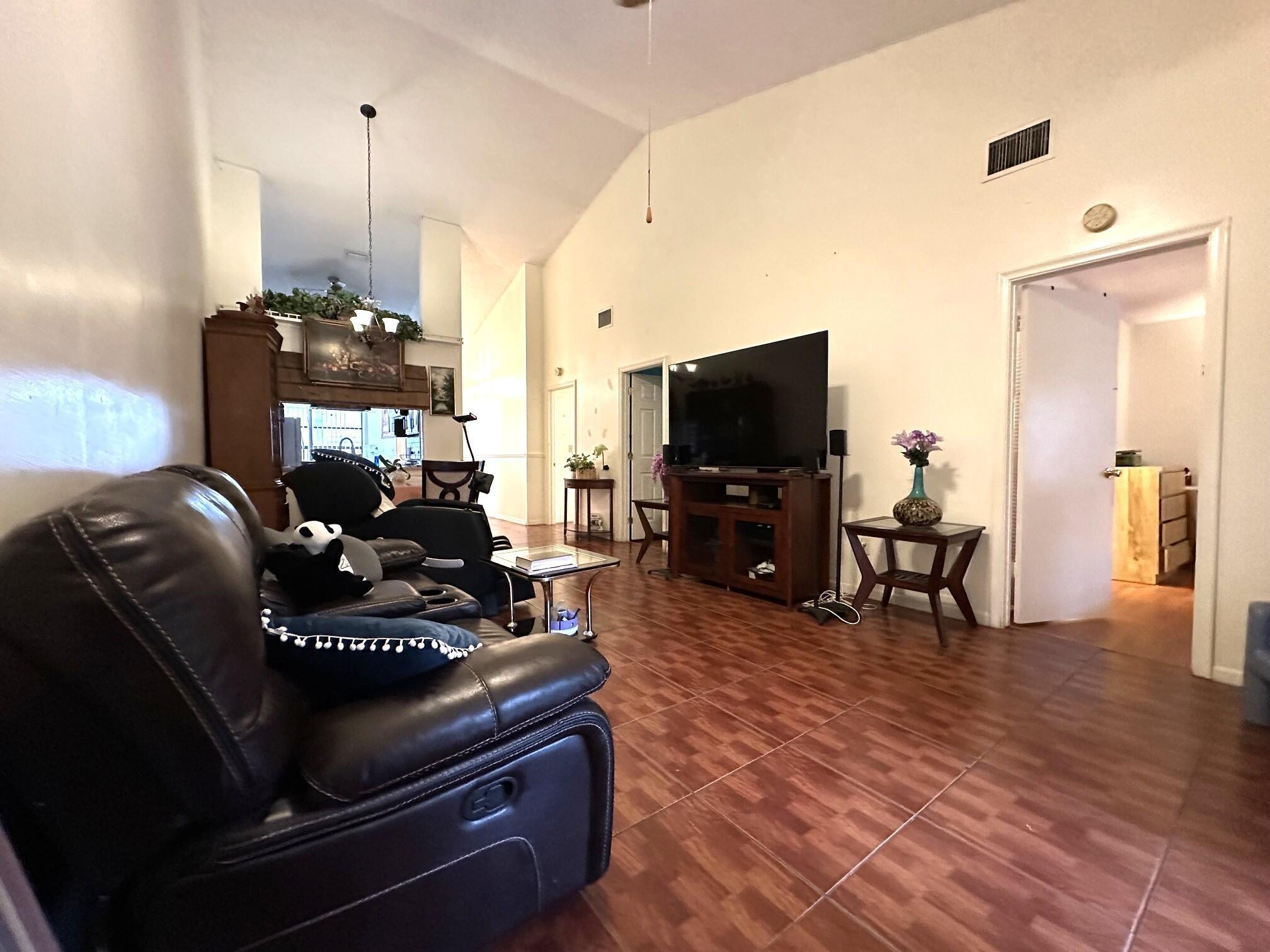 Parkside Green Dr, Greenacres, FL 33415