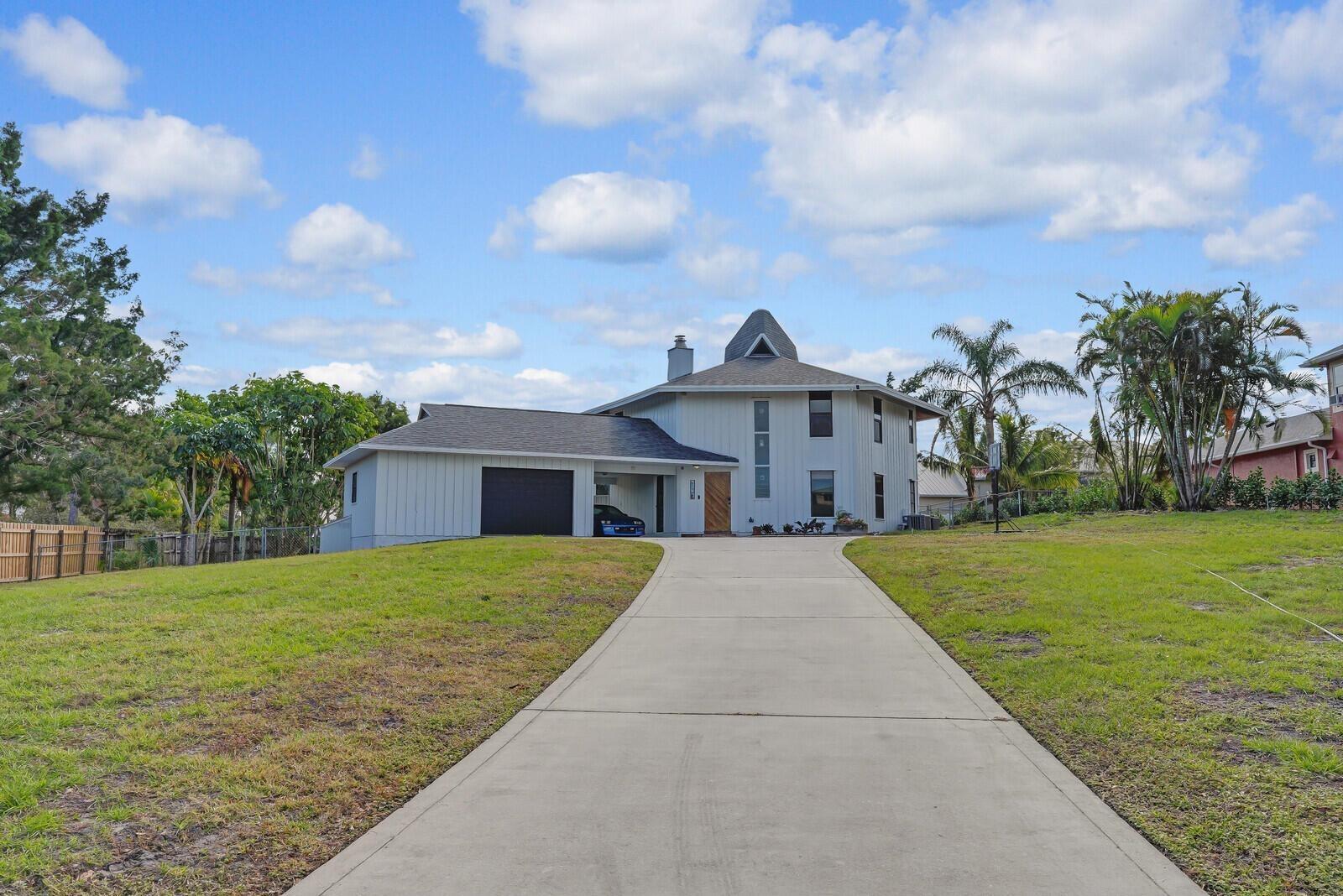 Se Highborne Way, Hobe Sound, FL 33455