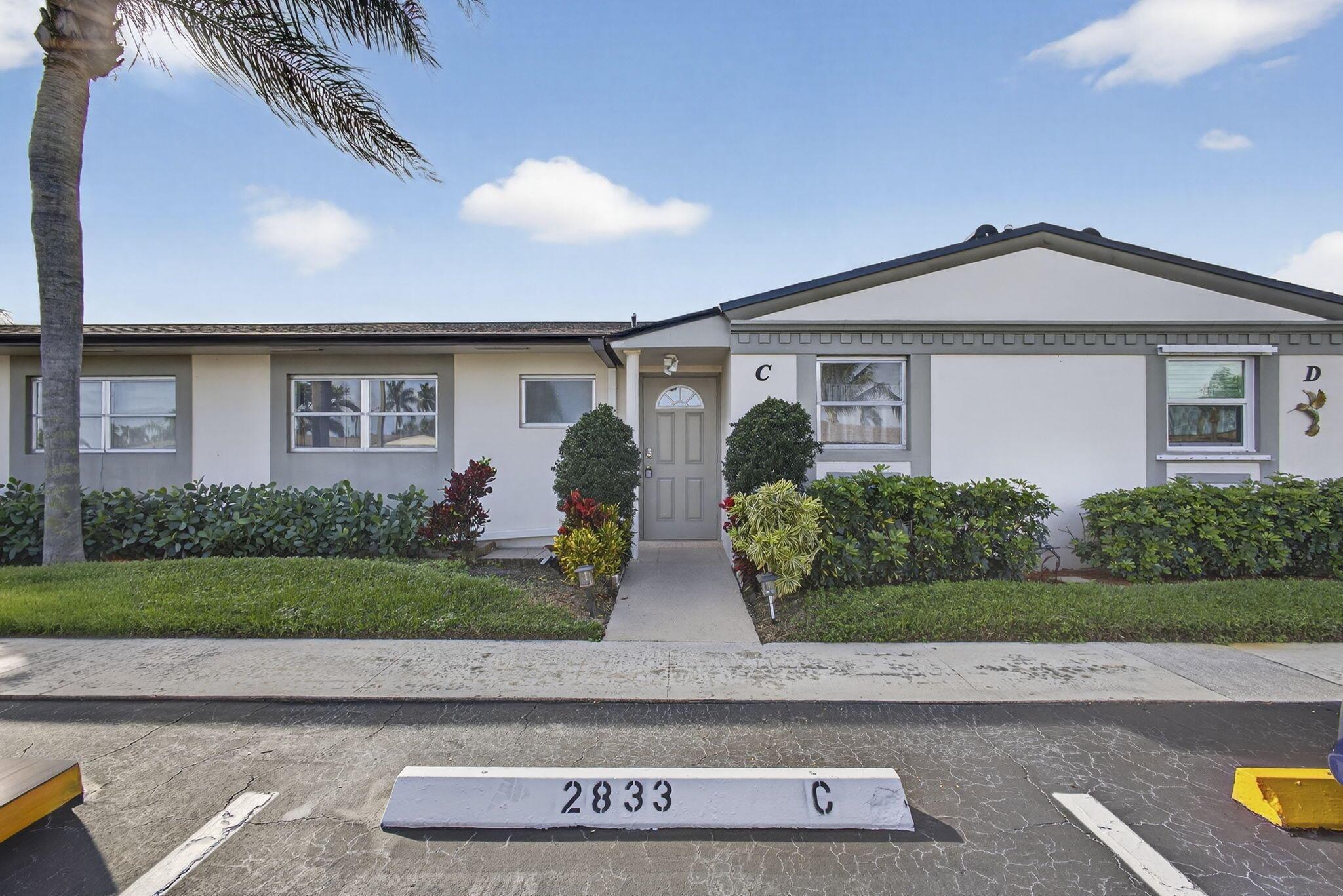 Crosley Dr W, West Palm Beach, FL 33415