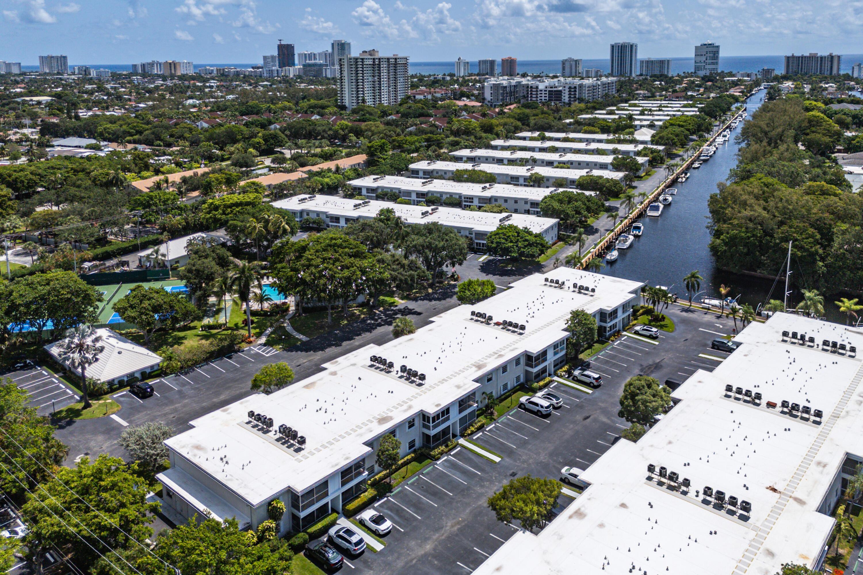 Bay Club Dr, Fort Lauderdale, FL 33308