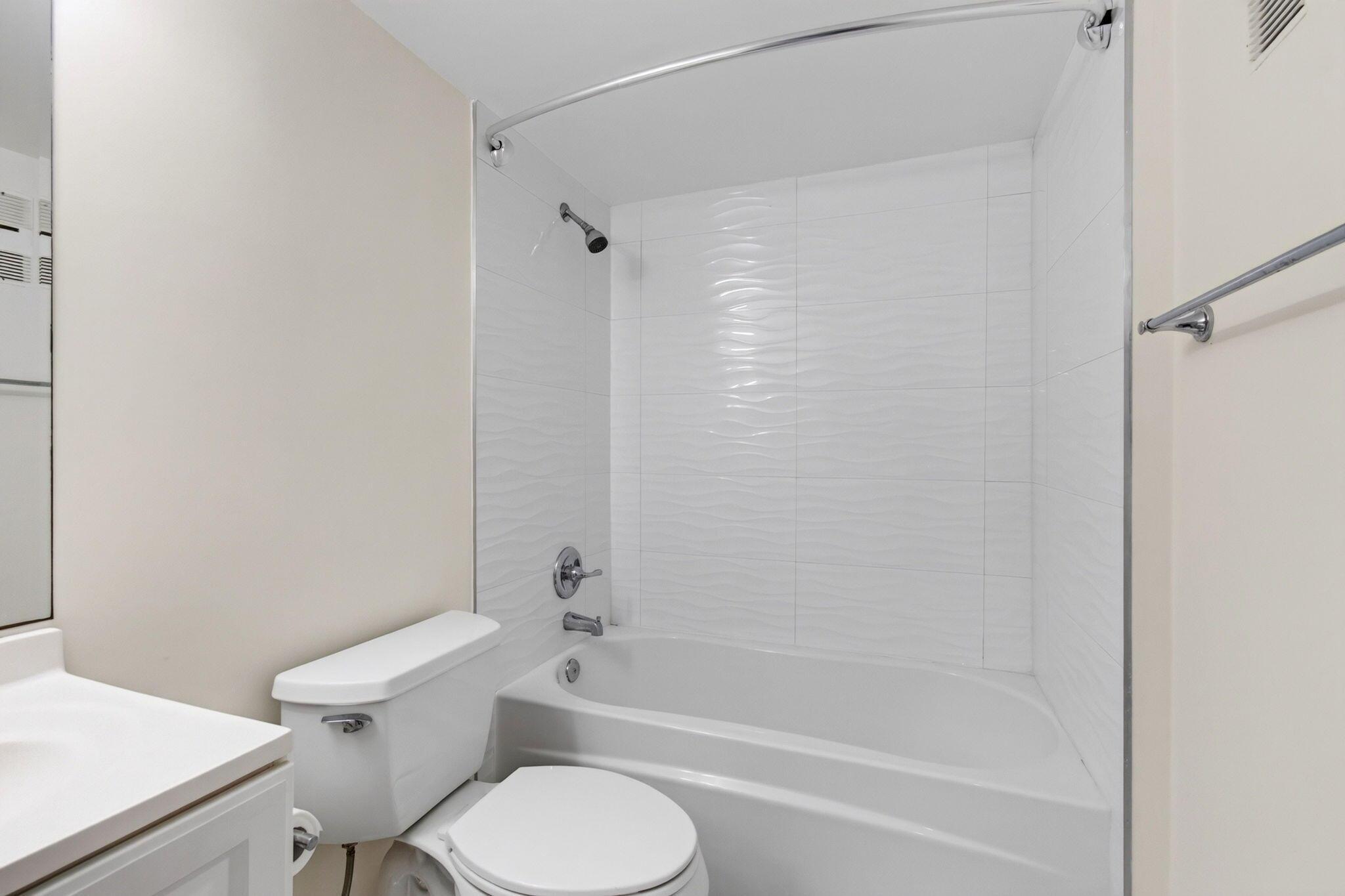 Whispering Palms Dr, Boynton Beach, FL 33437