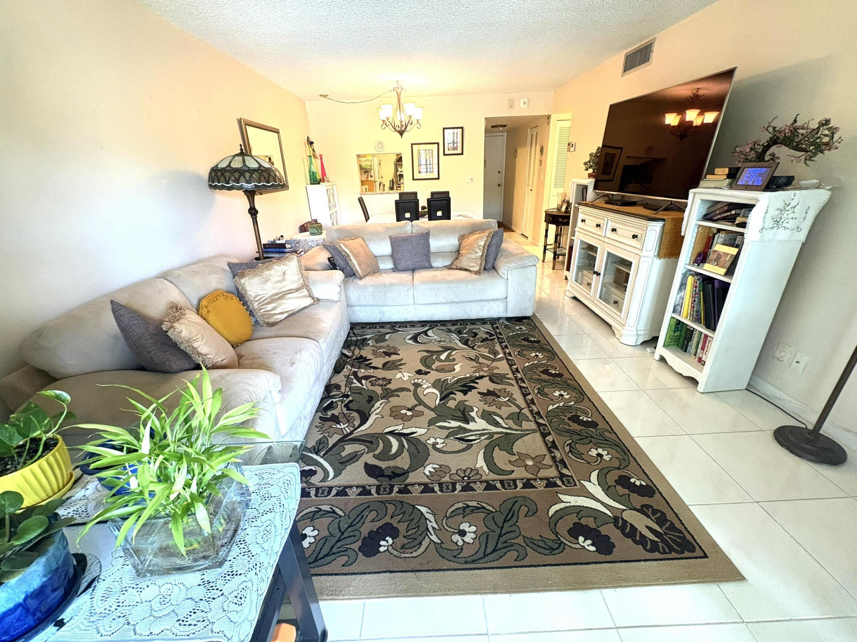 W Mcnab Rd, Tamarac, FL 33321