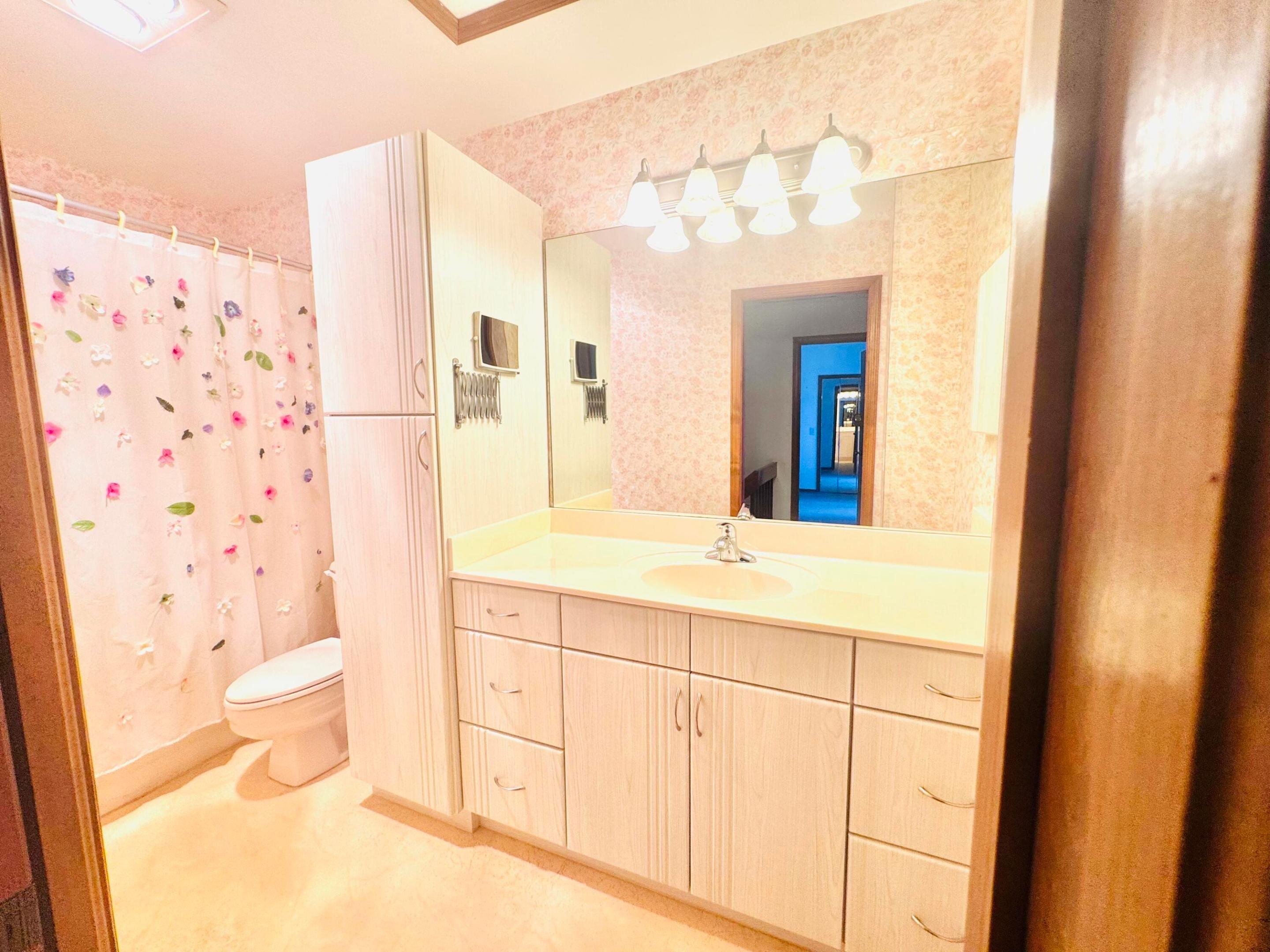 Se Castle Ct, Port Saint Lucie, FL 34952